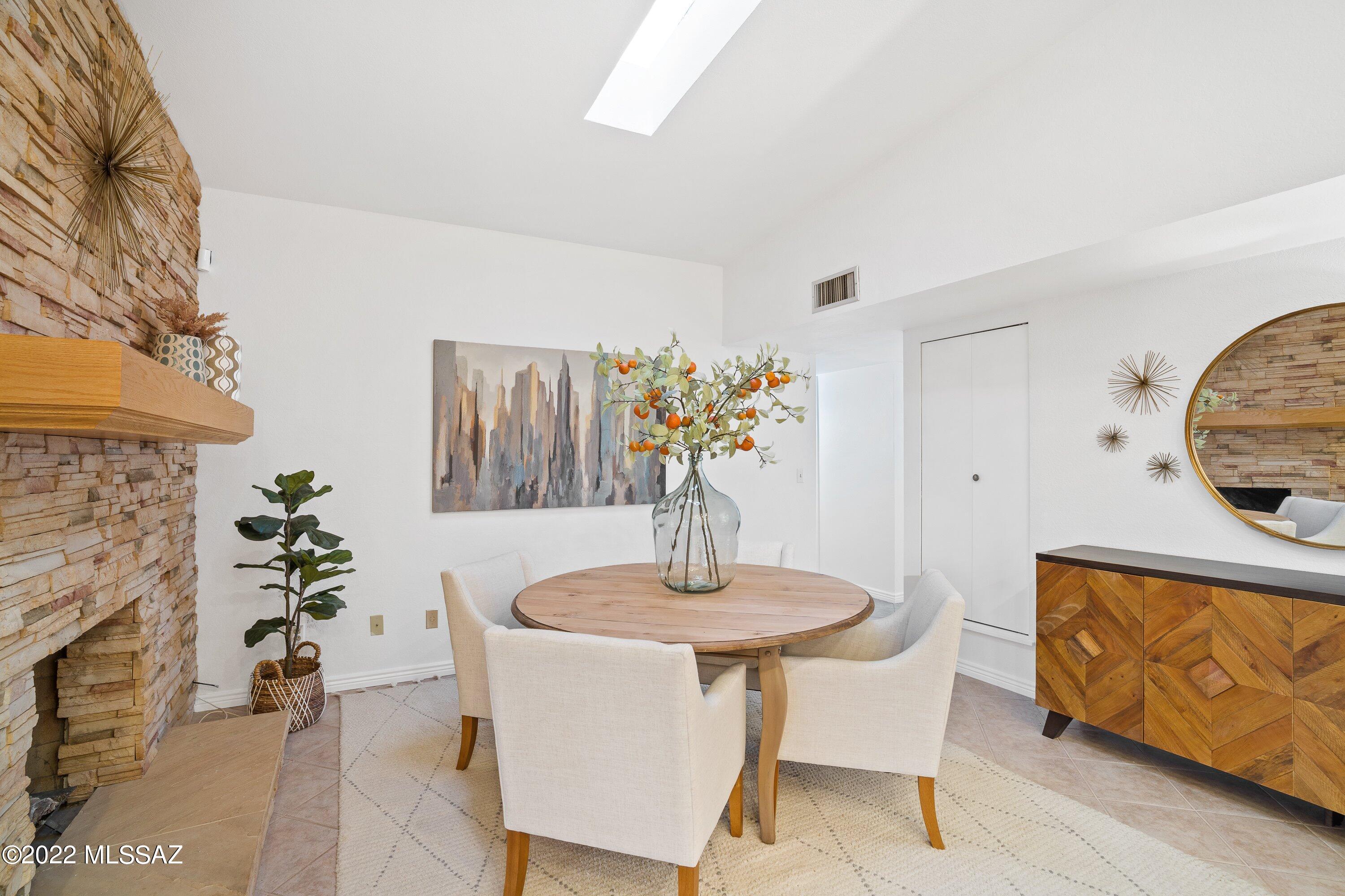 Rinconada Hills  (1-115) - Residential