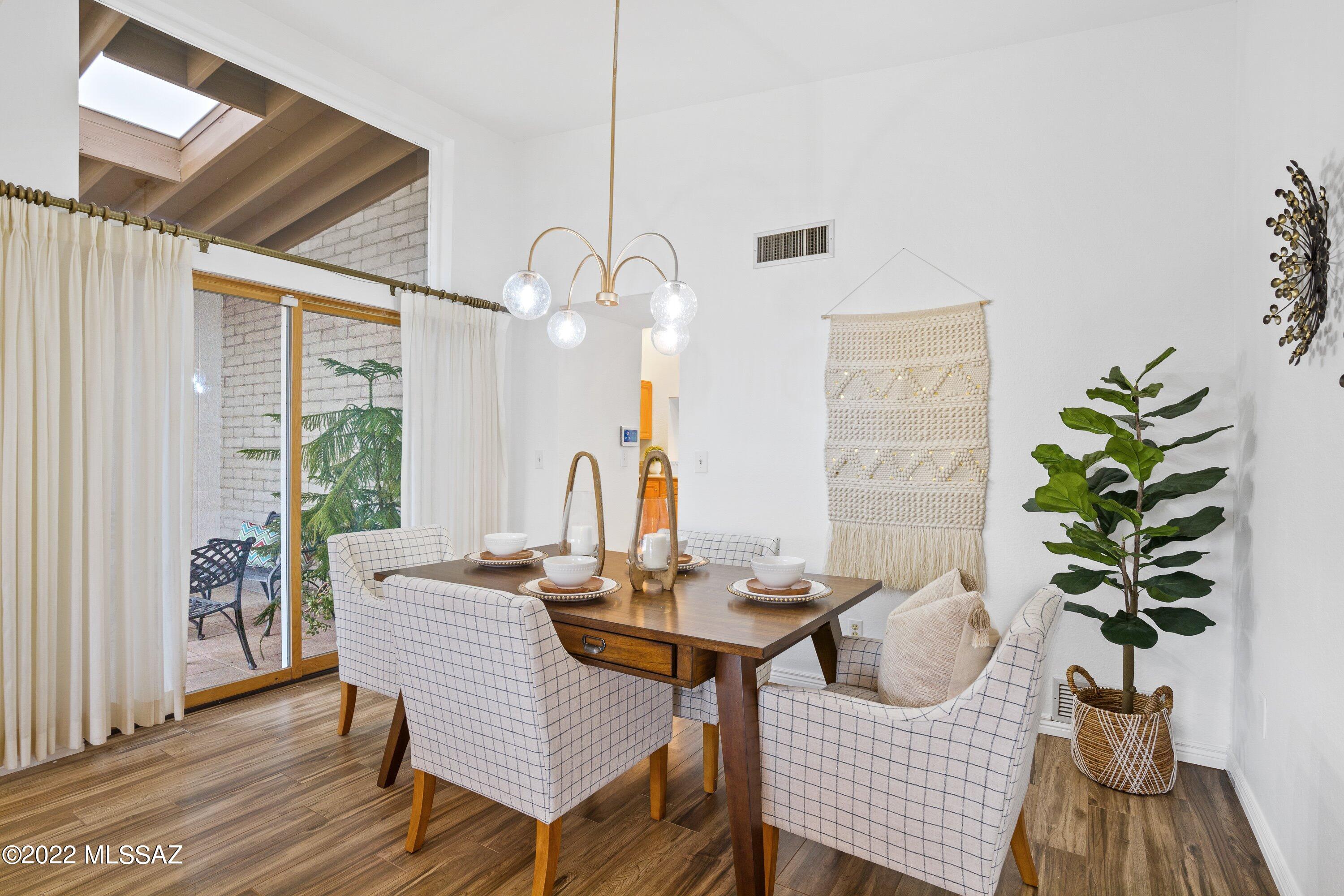 Rinconada Hills  (1-115) - Residential