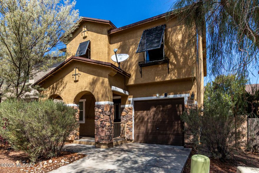 Range Priced from $270,900 to $290,000. Seller will counter or accept offers between this range. Clean and Move-In Ready (Some repainting, deep cleaned throughout, new microwave, new  countertops). Check out inside to find a perfectly flowing open floor plan filled with tons of natural light and featuring tile flooring, neutral palette, and sliding glass doors that create a seamless indoor-outdoor living experience. Lovely kitchen offers a pantry, recessed lighting, built-in appliances, plenty of white cabinets, and a center island with a breakfast bar. A powder room is on the main level for easy accessibility. Retreat to the large primary bedroom, which includes clean plush carpet, a walk-in closet, and a private bathroom. Enjoy peaceful afternoons on the cozy back patio after a busy day