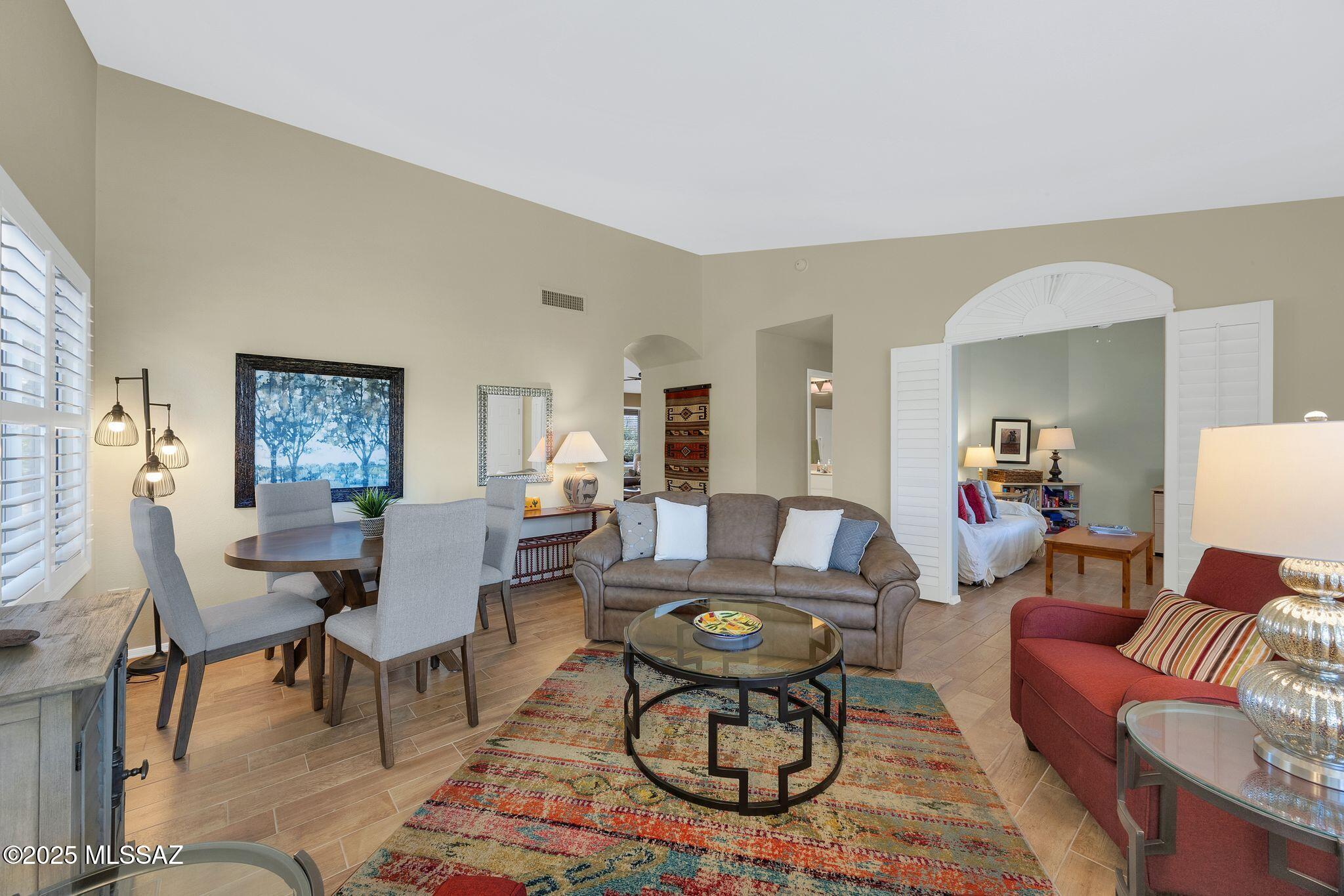 37565 S Mountain Sage Drive