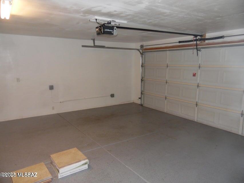 Tucson, Arizona 85745, United States, 3 Bedrooms Bedrooms, ,2 BathroomsBathrooms,Residential,Active,172935