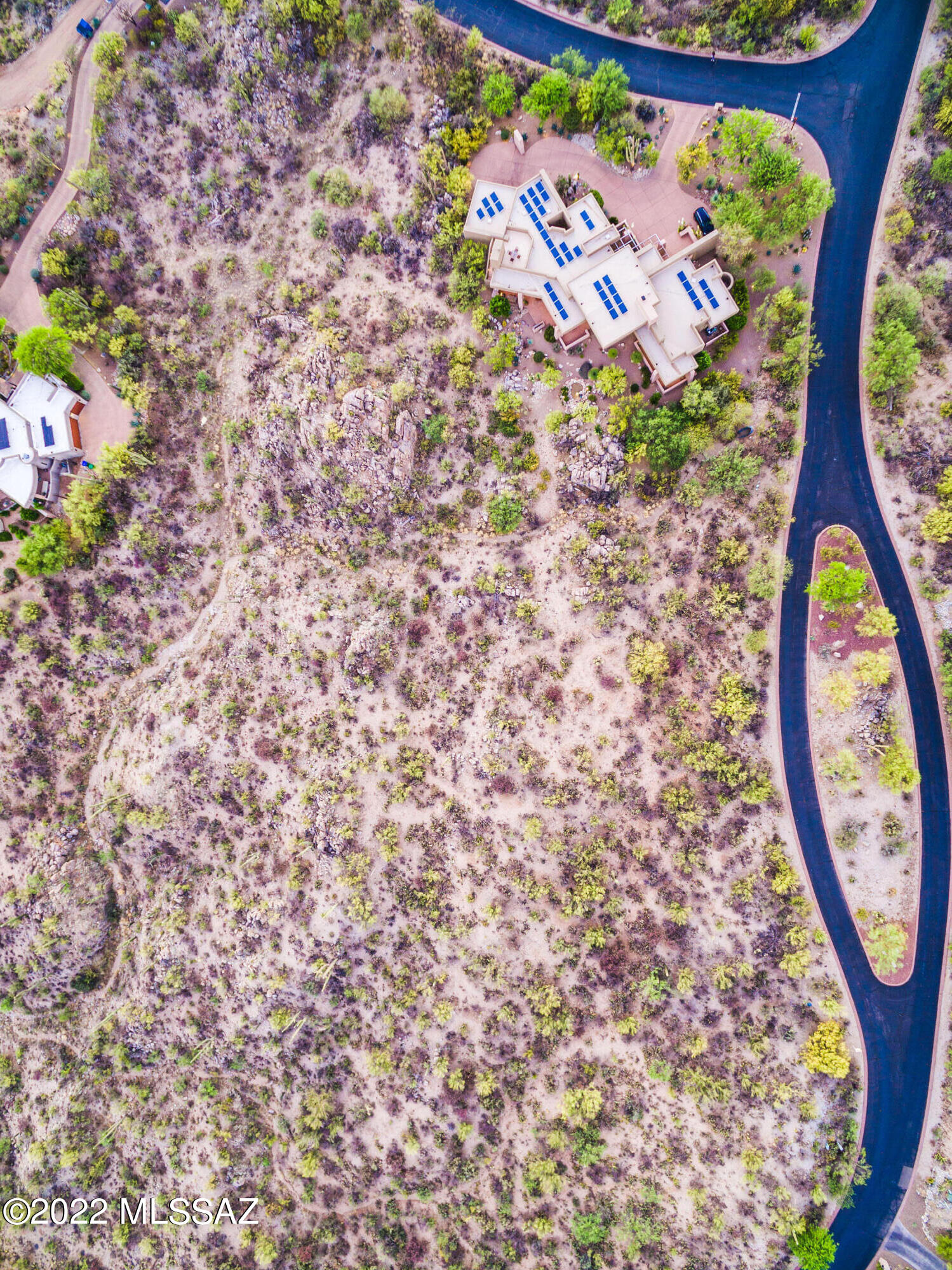 Honey Bee Ridge(The Estates At) - Residential
