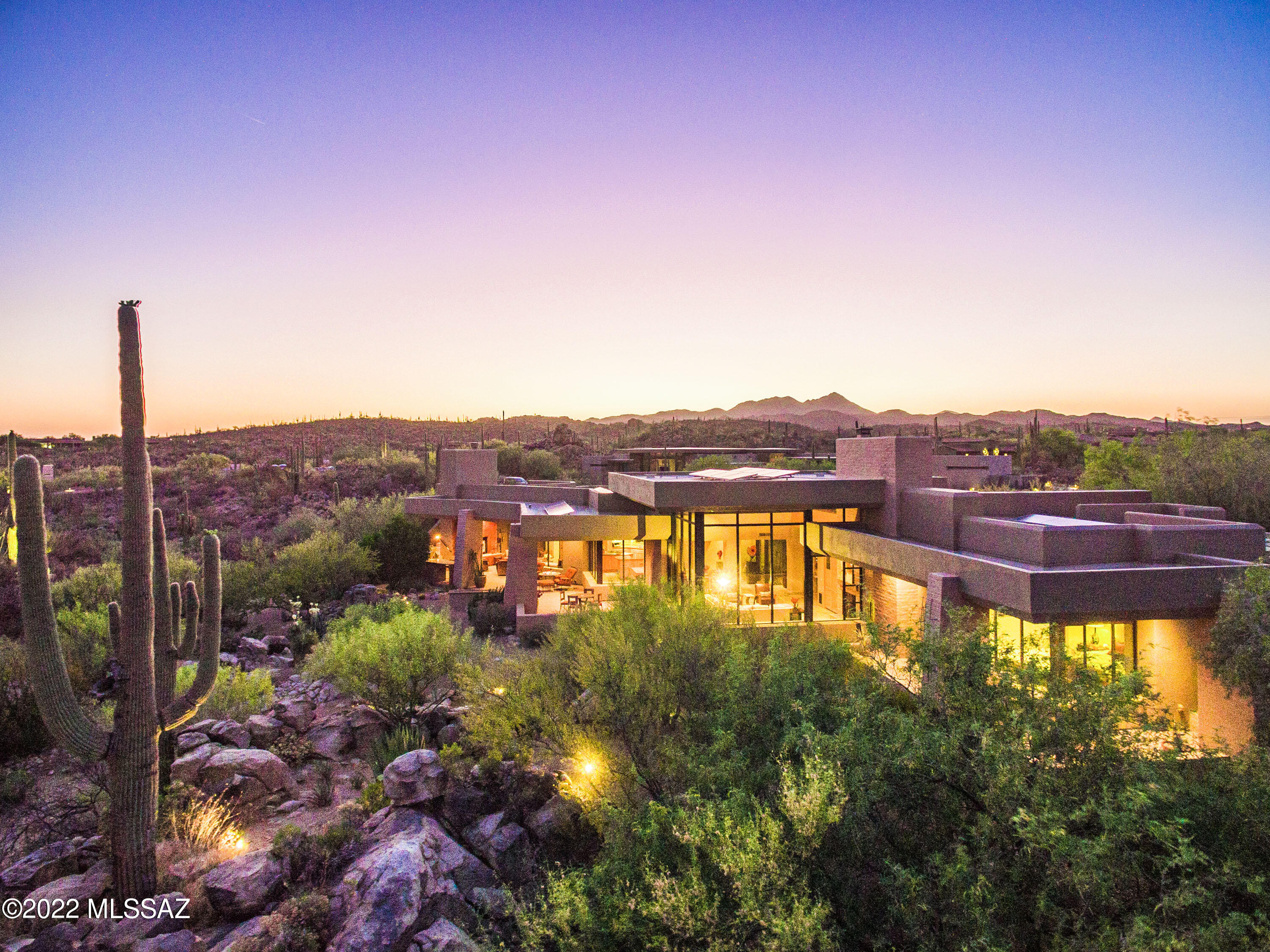 Honey Bee Ridge(The Estates At) - Residential