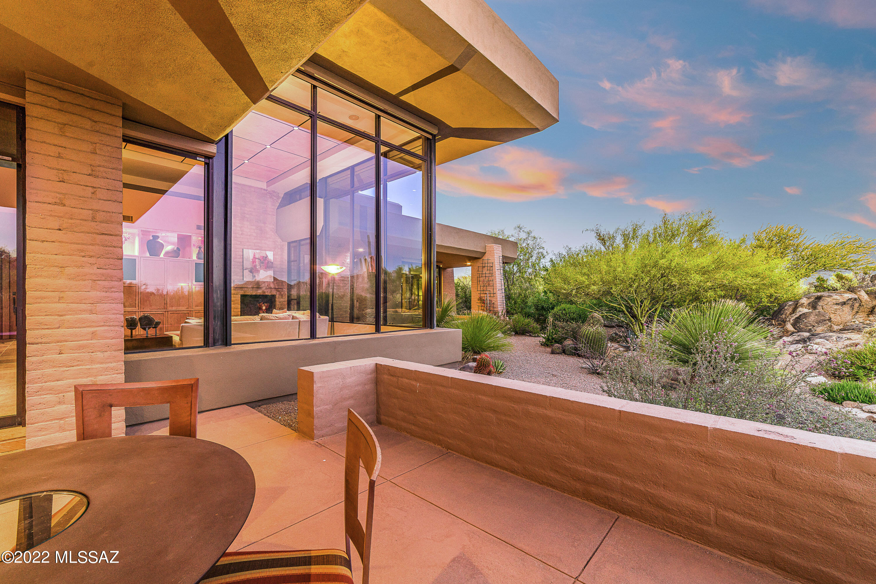 Honey Bee Ridge(The Estates At) - Residential