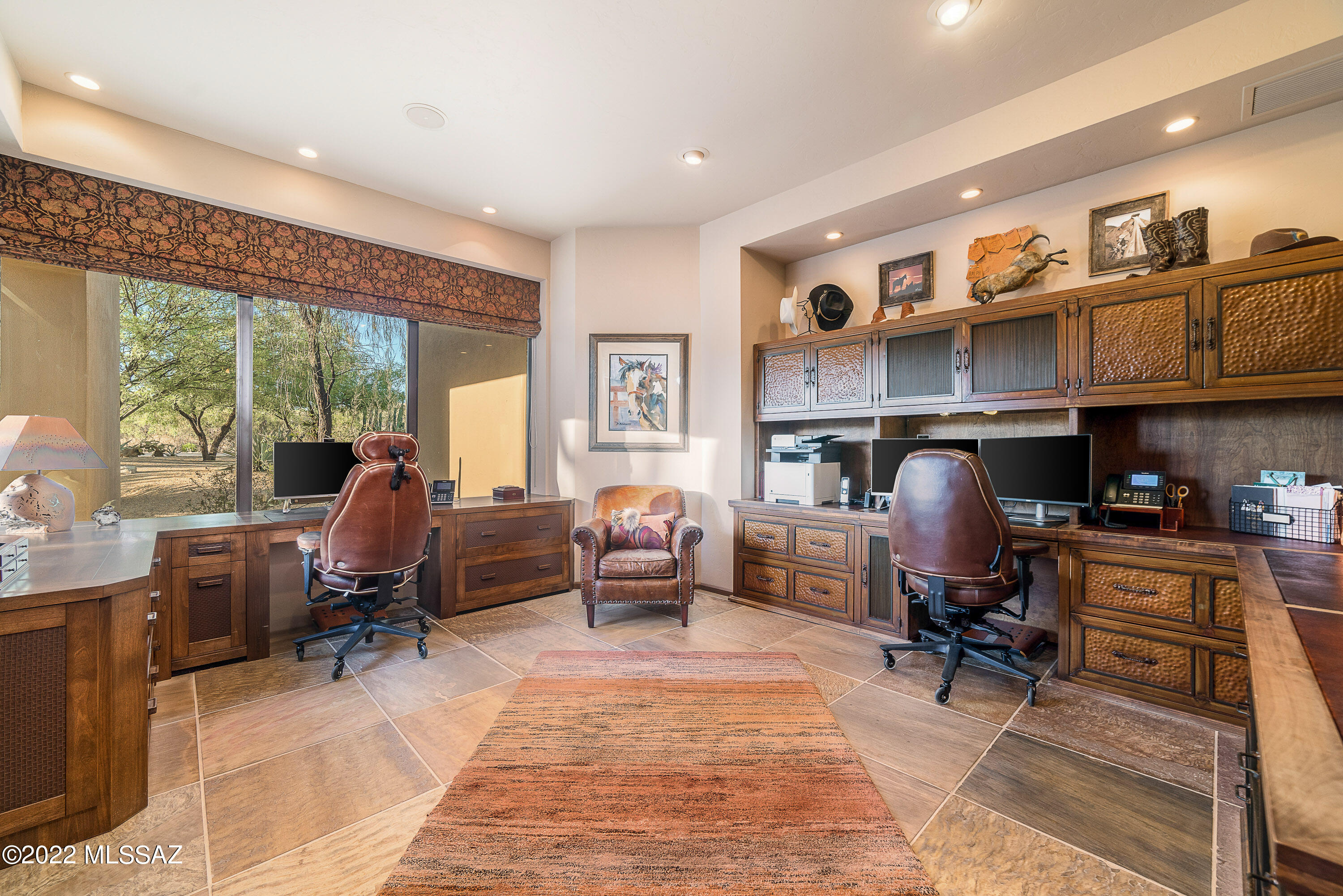 Honey Bee Ridge(The Estates At) - Residential