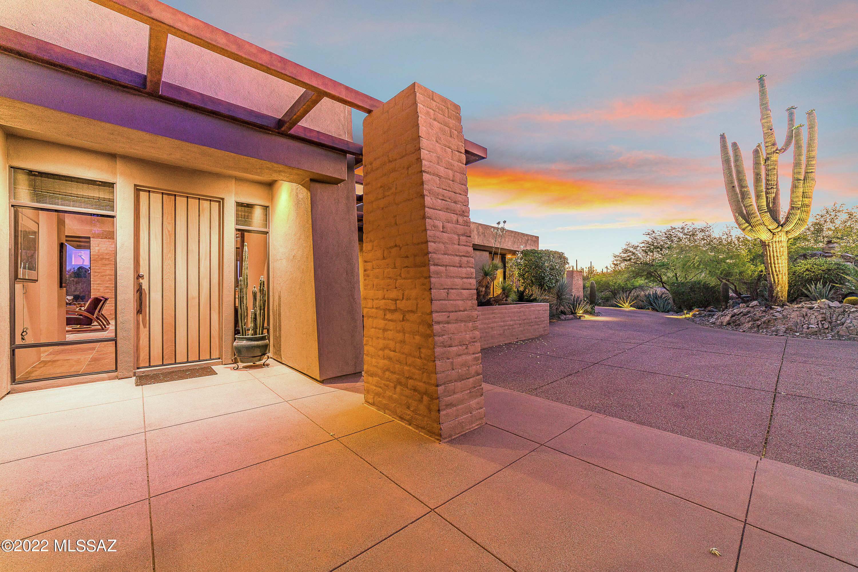 Honey Bee Ridge(The Estates At) - Residential
