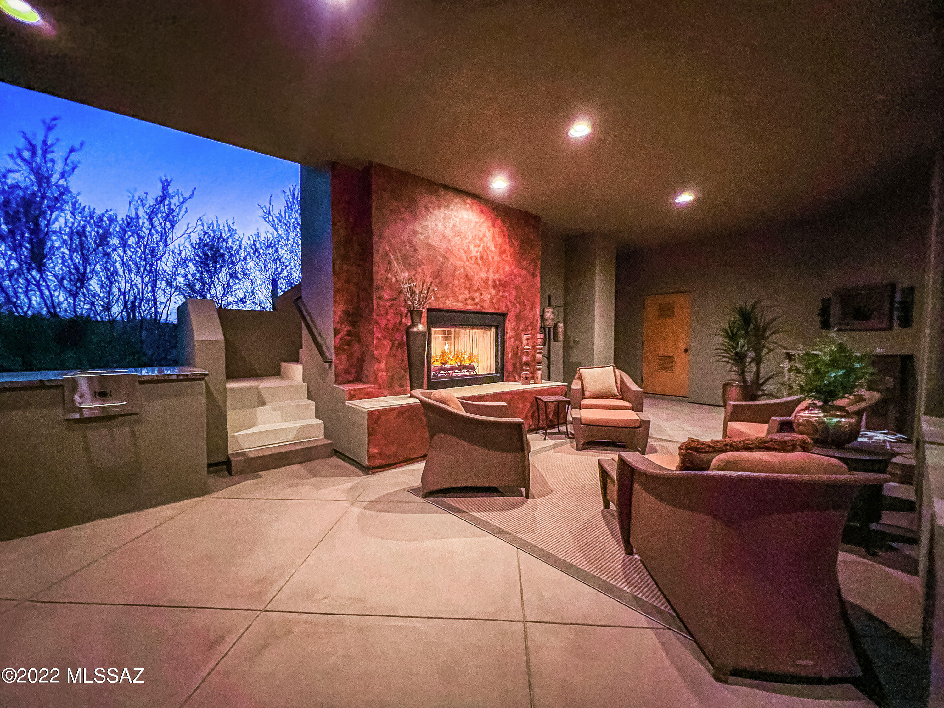 Honey Bee Ridge(The Estates At) - Residential