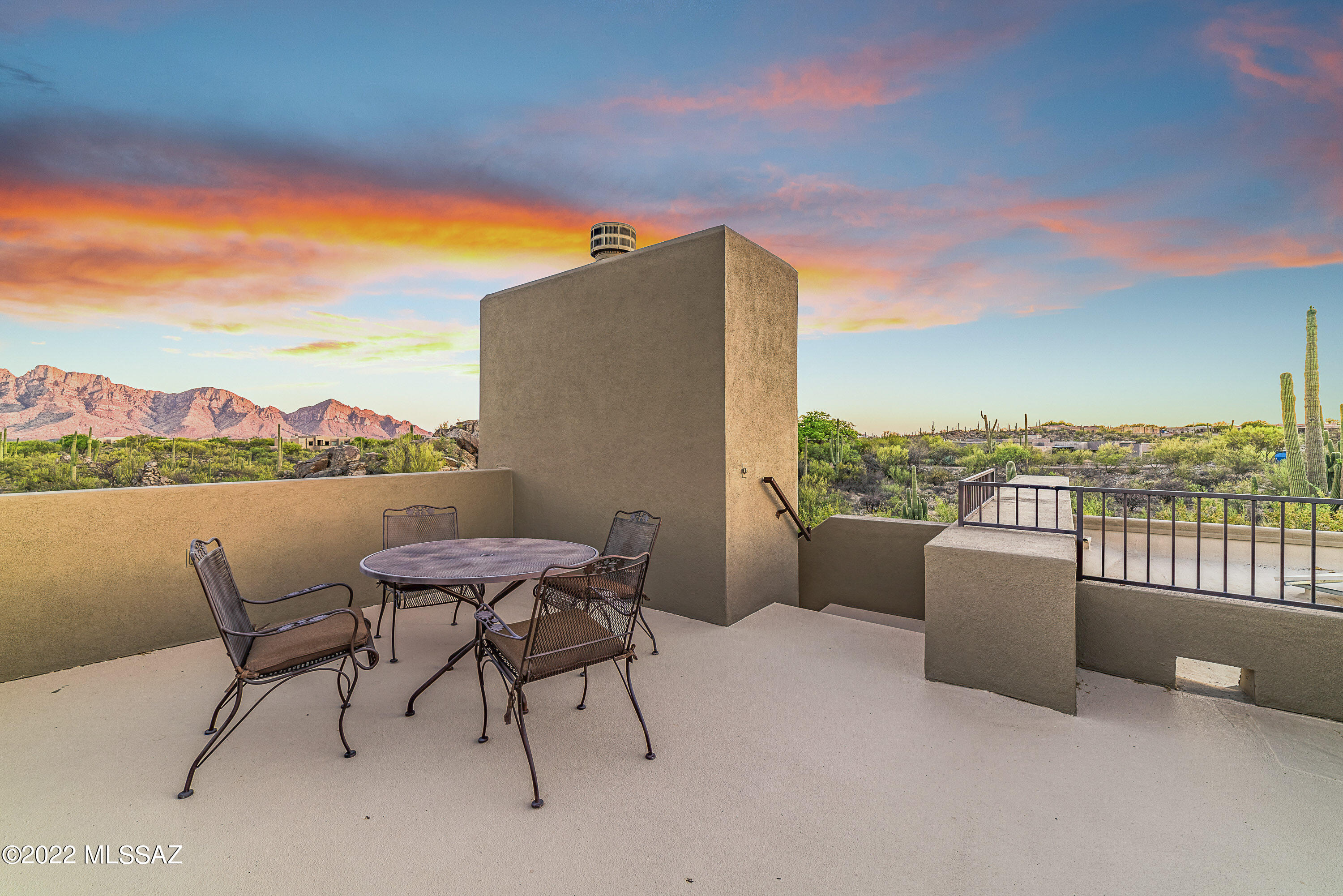 Honey Bee Ridge(The Estates At) - Residential