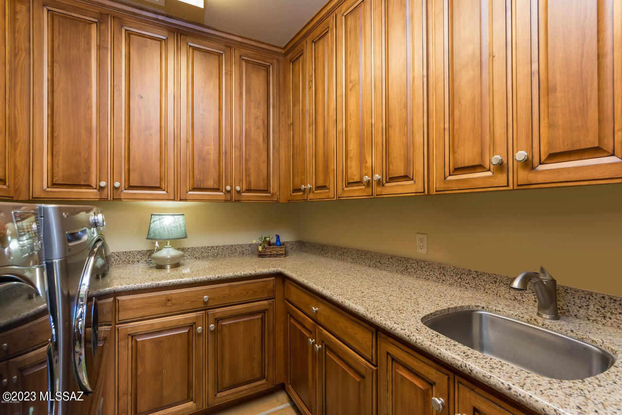 Canyon Pass V At Dove Mountain (280-331) - Residential
