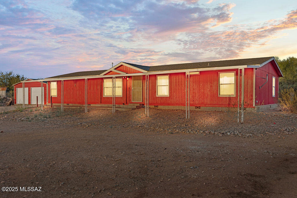 12757 S Red Horizon Trail