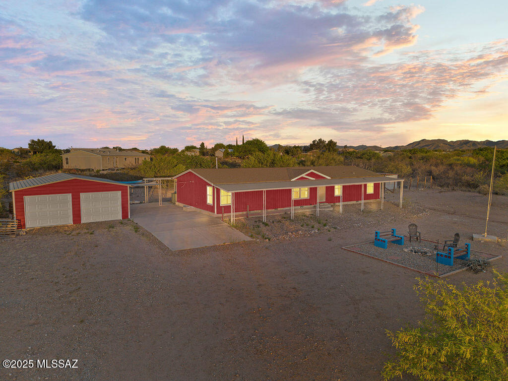12757 S Red Horizon Trail