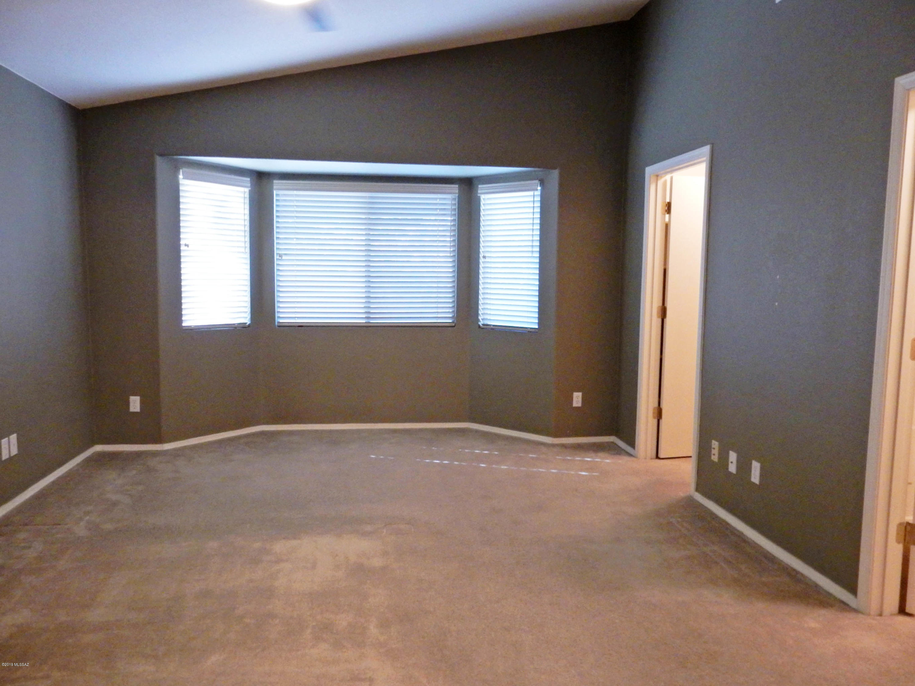 Desert Willow Estates (233-337, 340-353) - Residential Lease