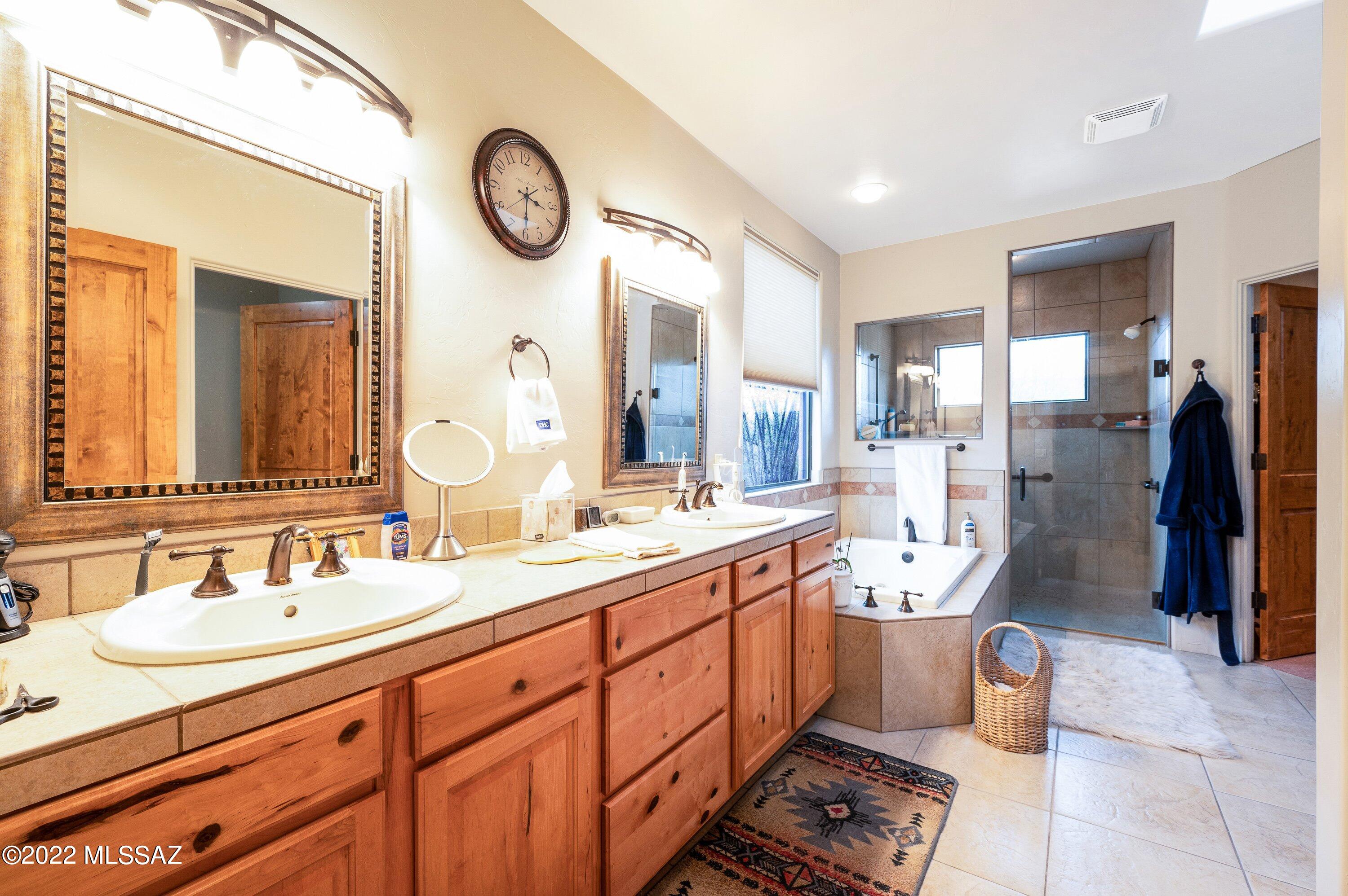 Coyote Creek (1-395) - Residential