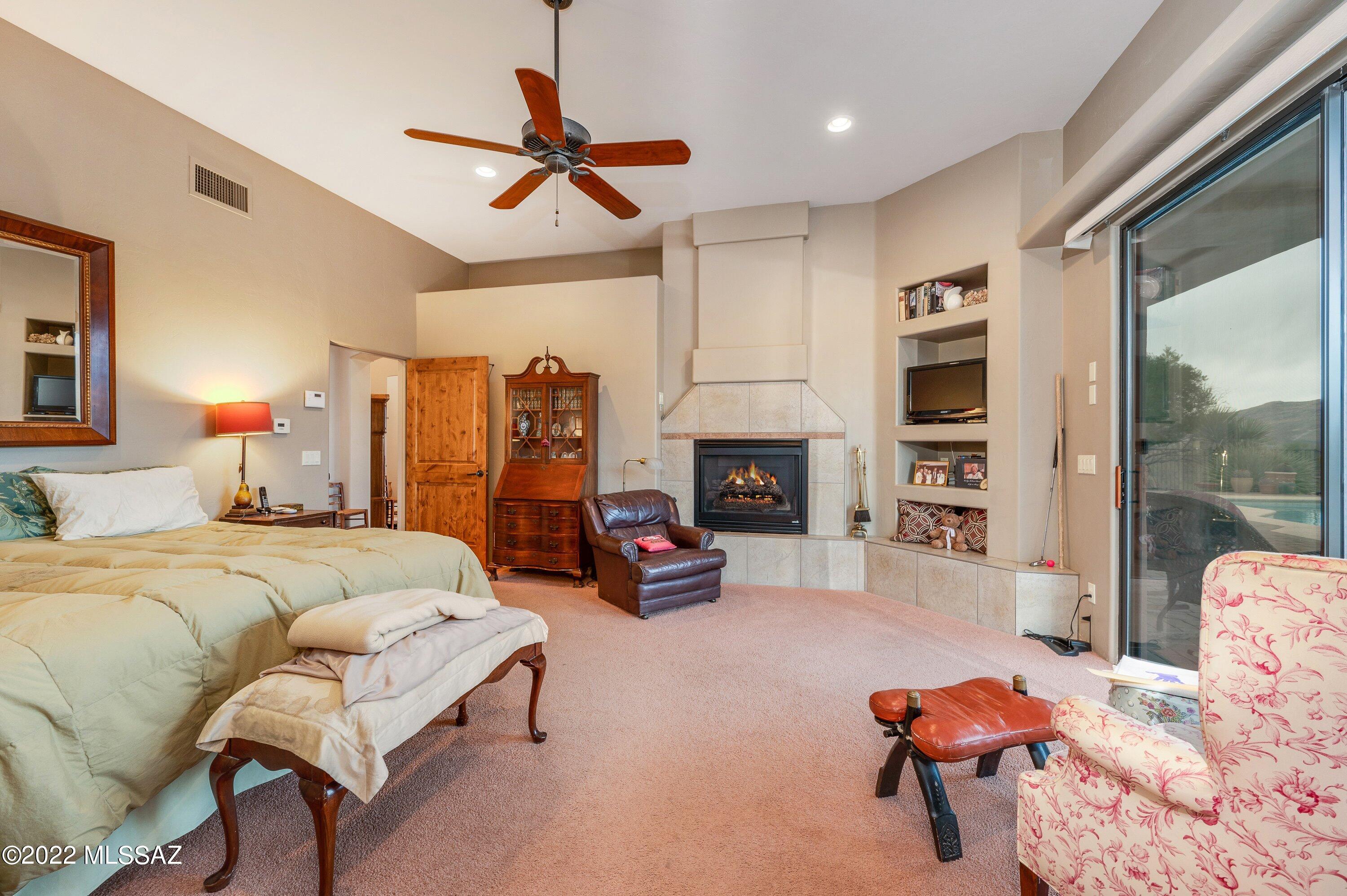 Coyote Creek (1-395) - Residential