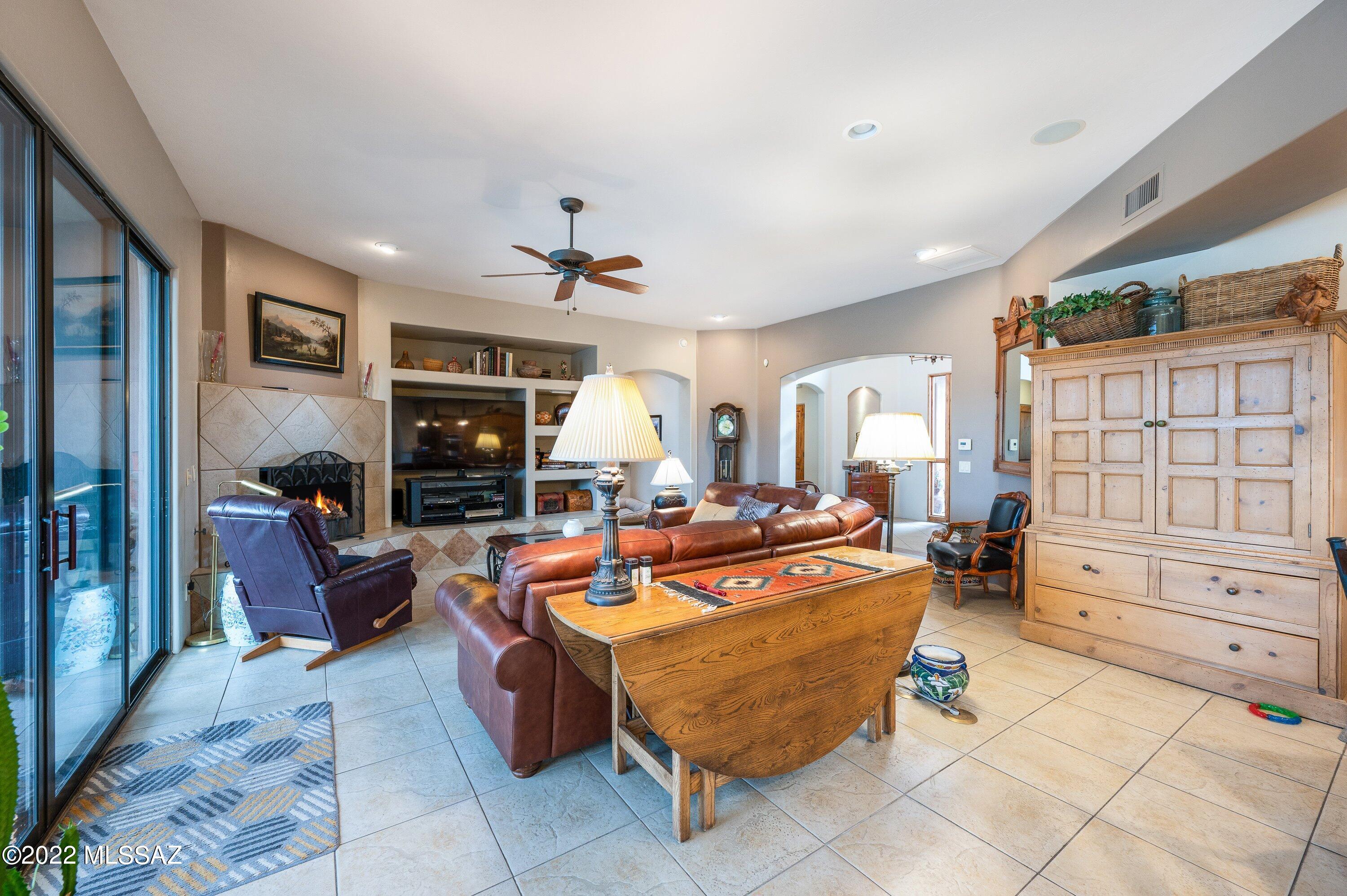 Coyote Creek (1-395) - Residential