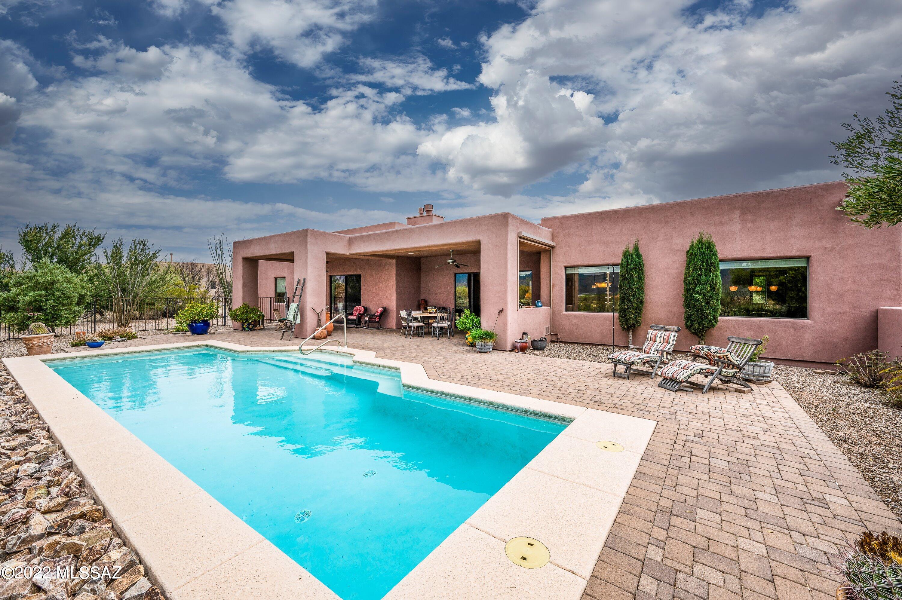 Coyote Creek (1-395) - Residential