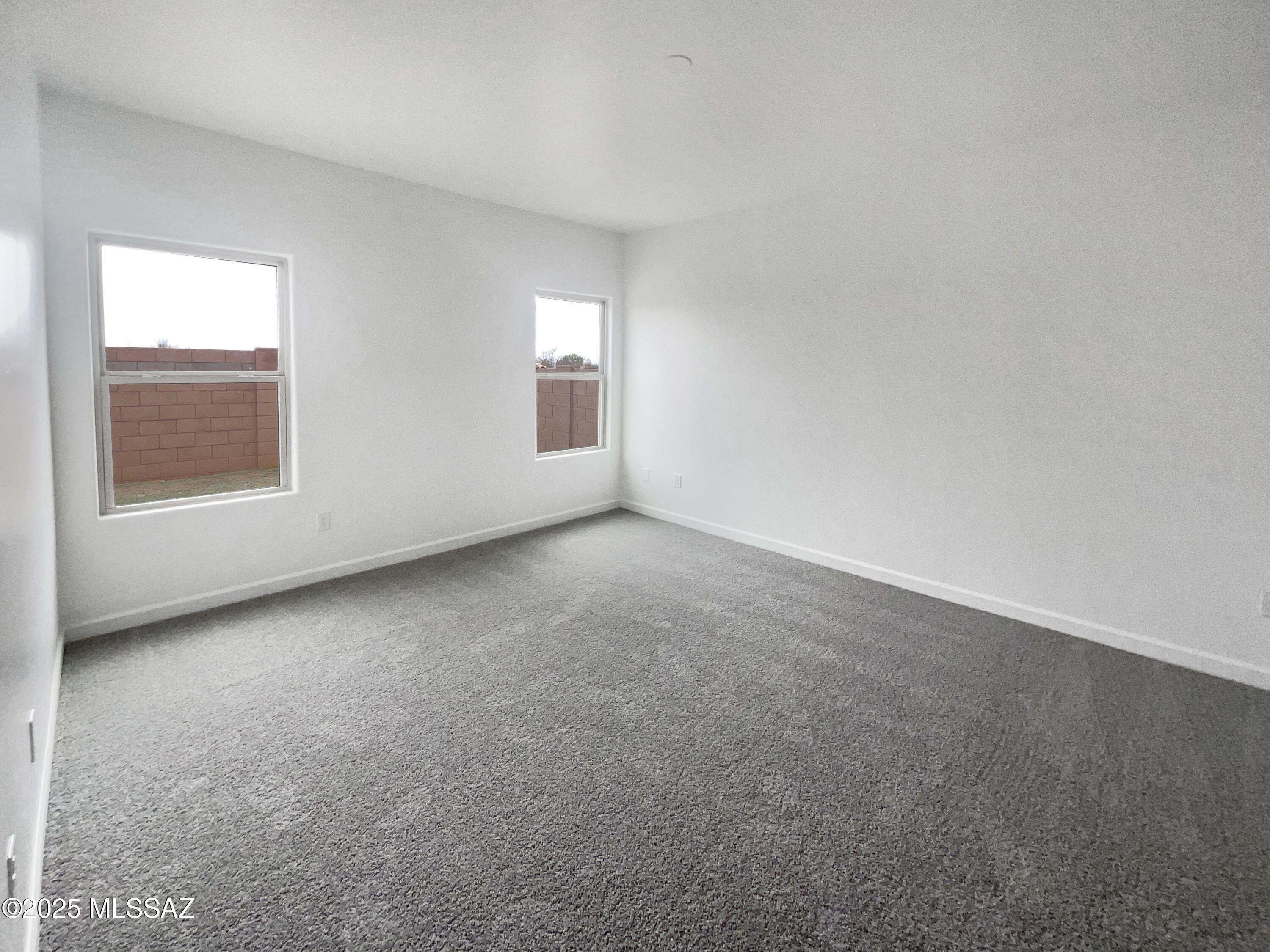 Vista Del Lago Norte SQ20140780198 - Residential