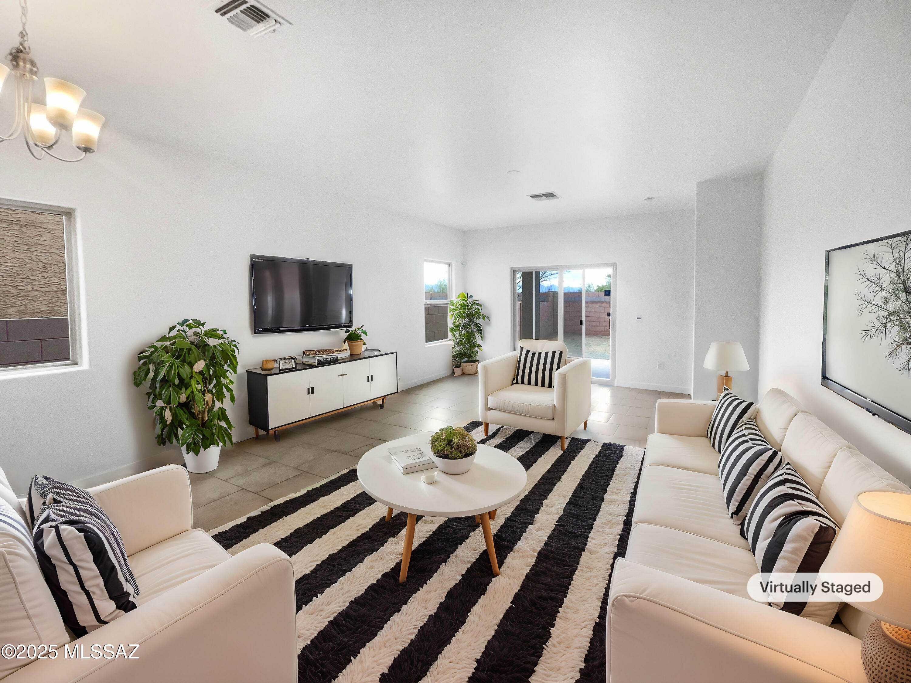 Vista Del Lago Norte SQ20140780198 - Residential