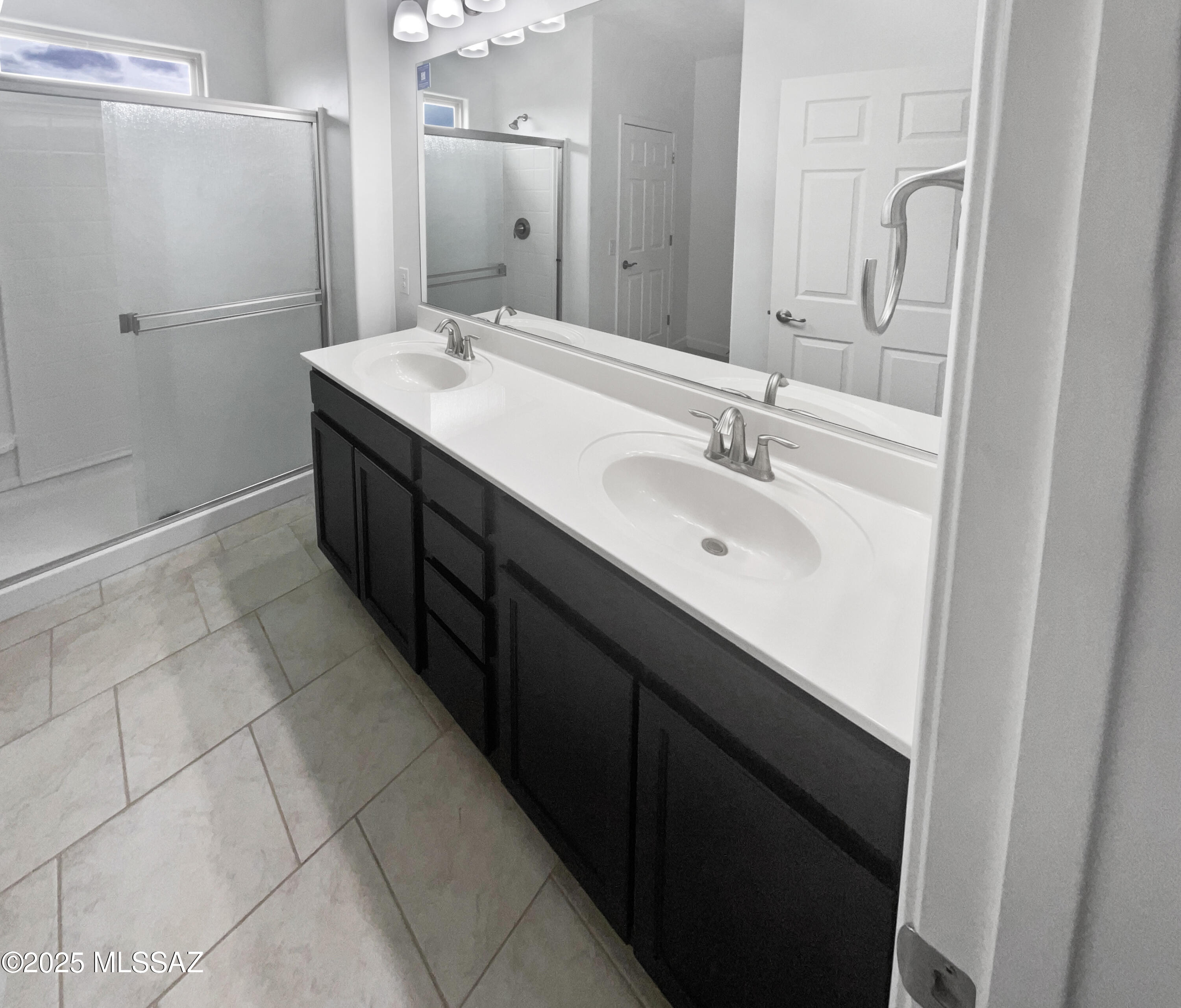 Vista Del Lago Norte SQ20140780198 - Residential