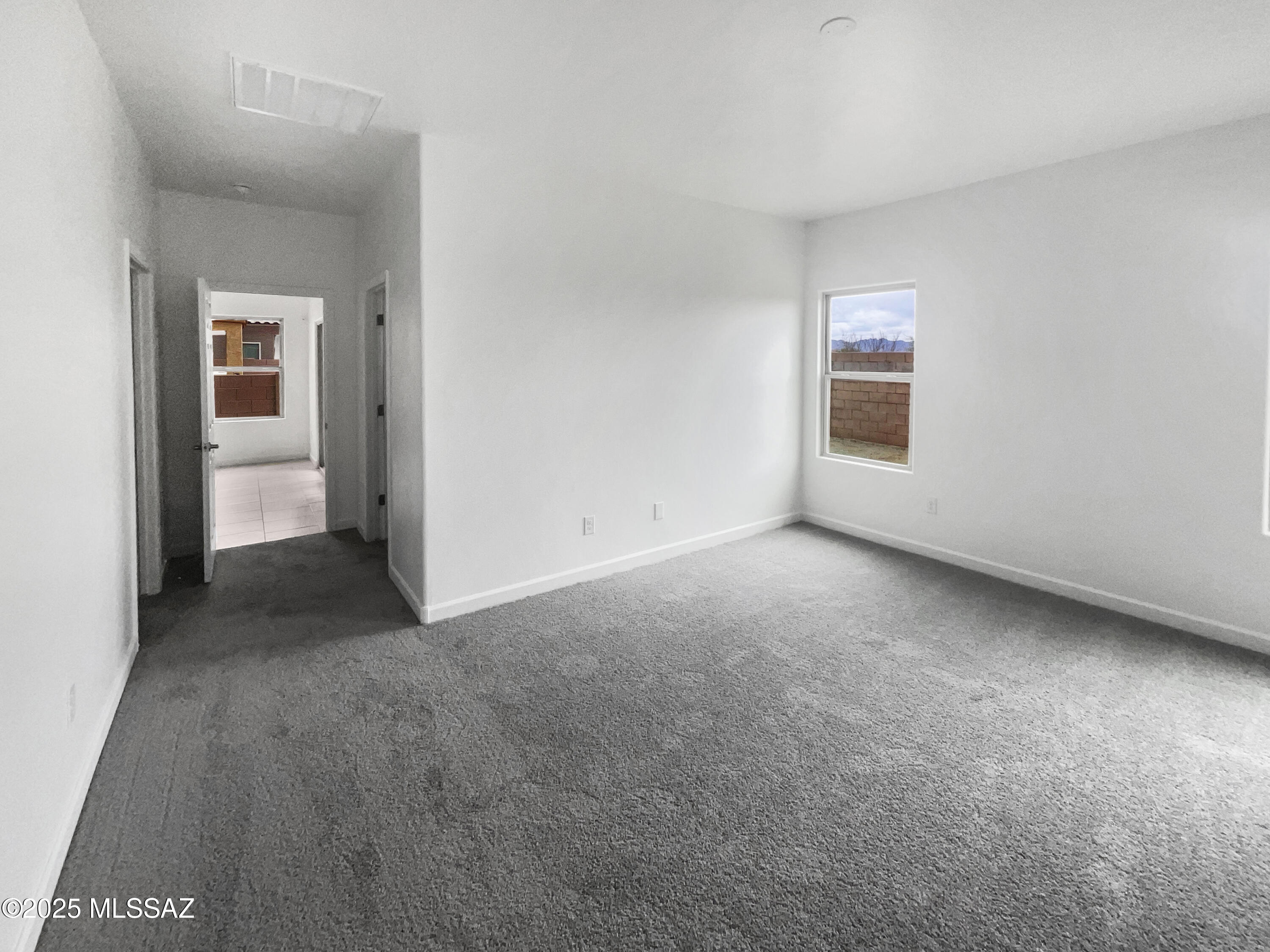 Vista Del Lago Norte SQ20140780198 - Residential