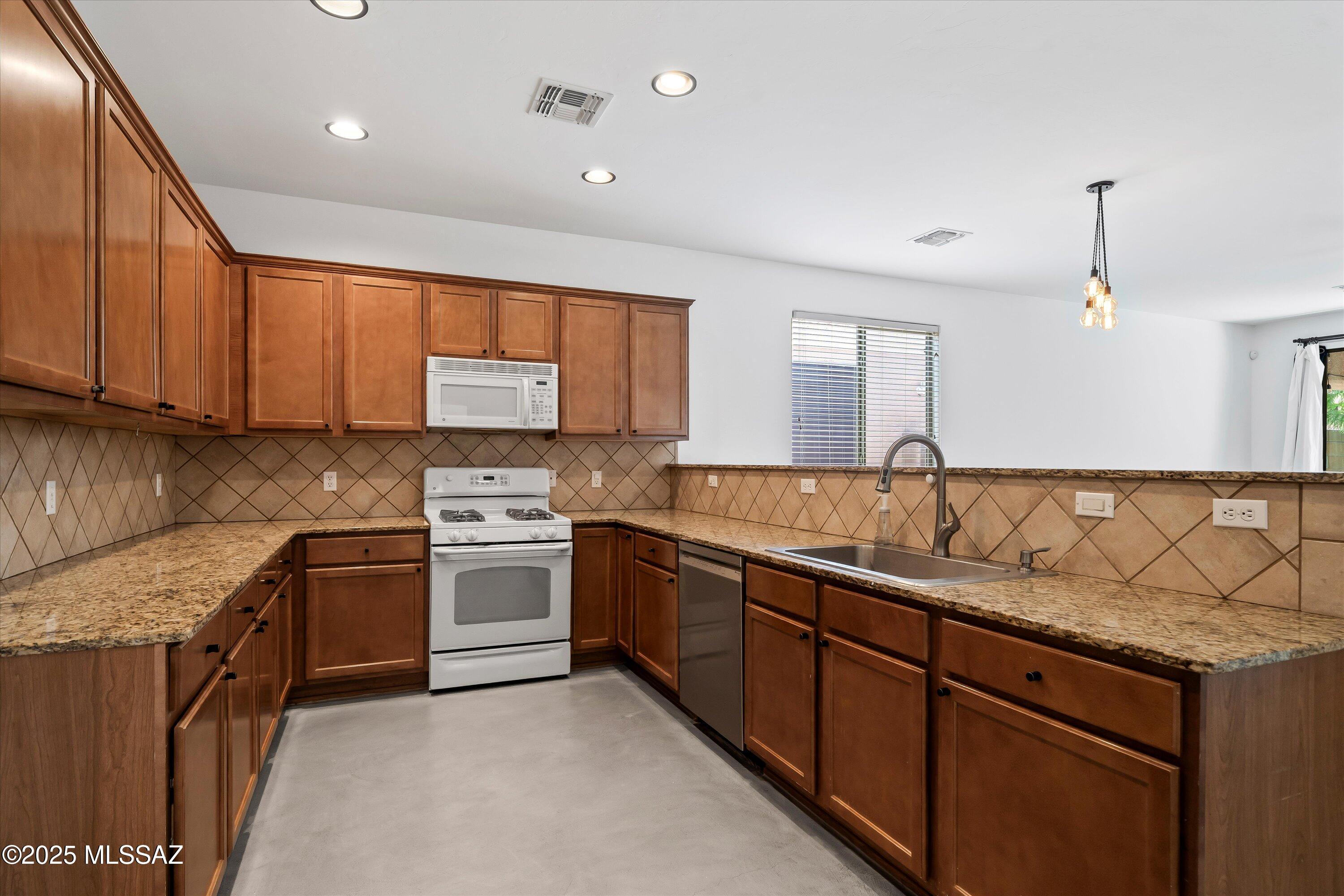 2256 E Stone Stable Drive