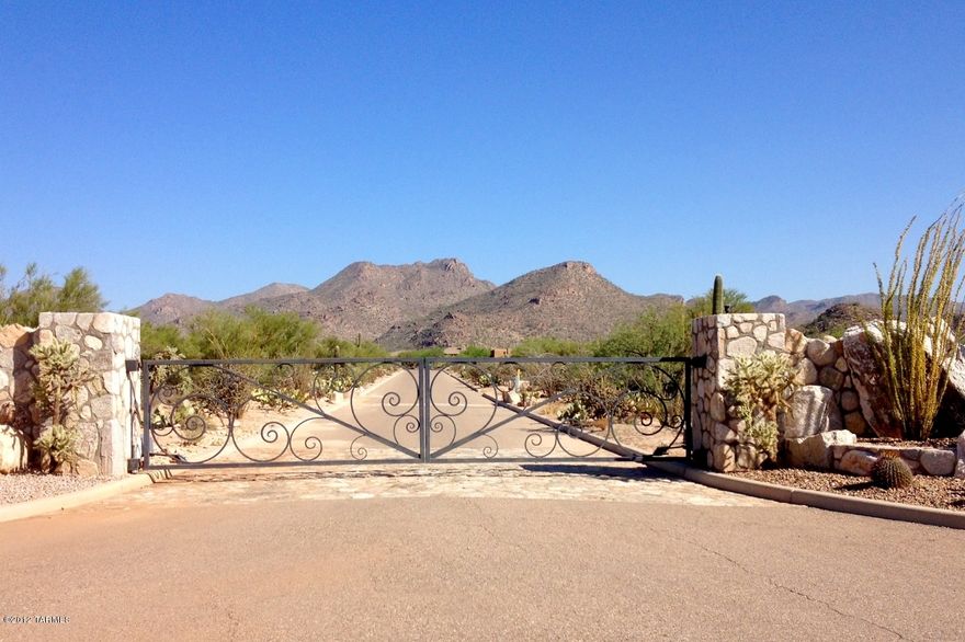 Gated community with just 28 homes sites offering more private and peaceful vistas of the Catalina and Tortolita mountains without sacrificing access to shopping or restaurants. Fourth Generation Builder, John Herder, has floorplans that maximize the views on this 3.3 acre lot. Contact the agent to see examples or plans from this quality builder.