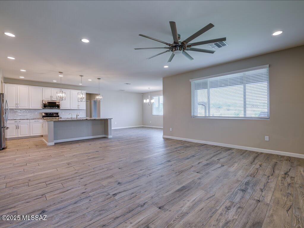 1093 E Silver Ray Drive