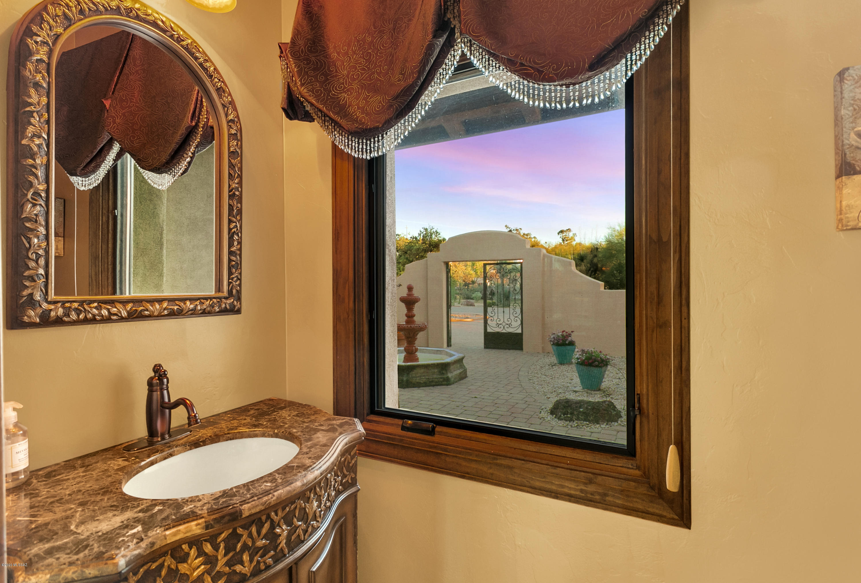 Tucson National Est - Residential