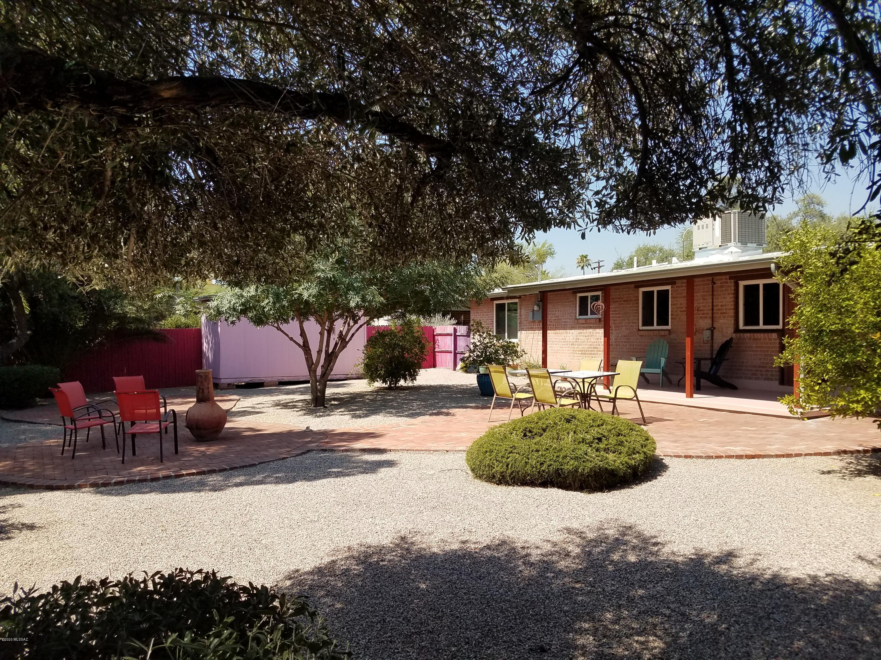 Country Club Heights - Residential