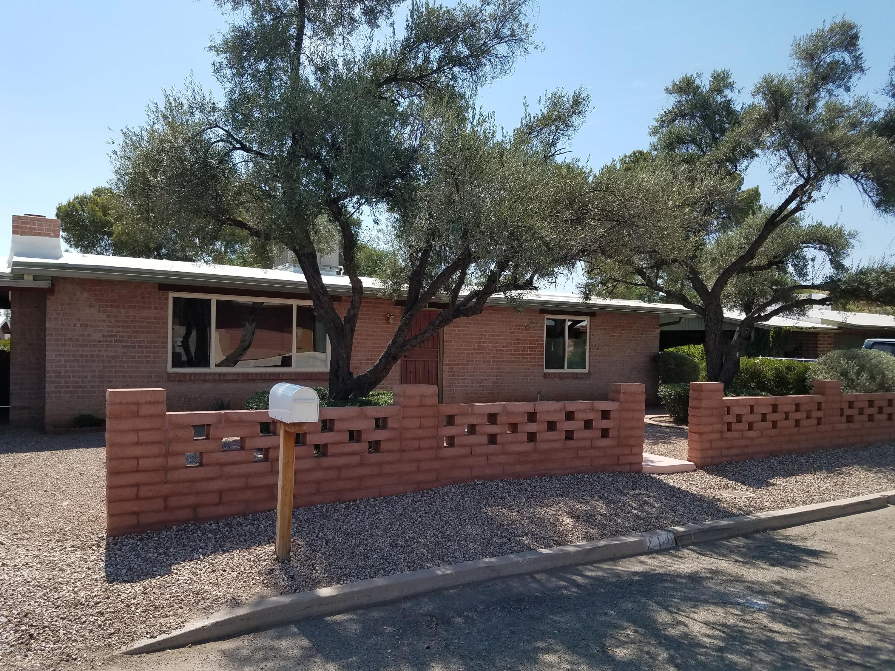 Country Club Heights - Residential