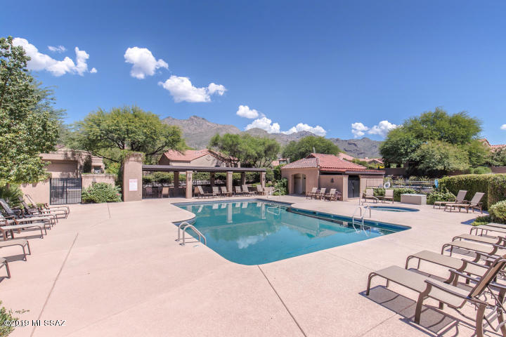 Ventana Canyon Golf Villas - Residential