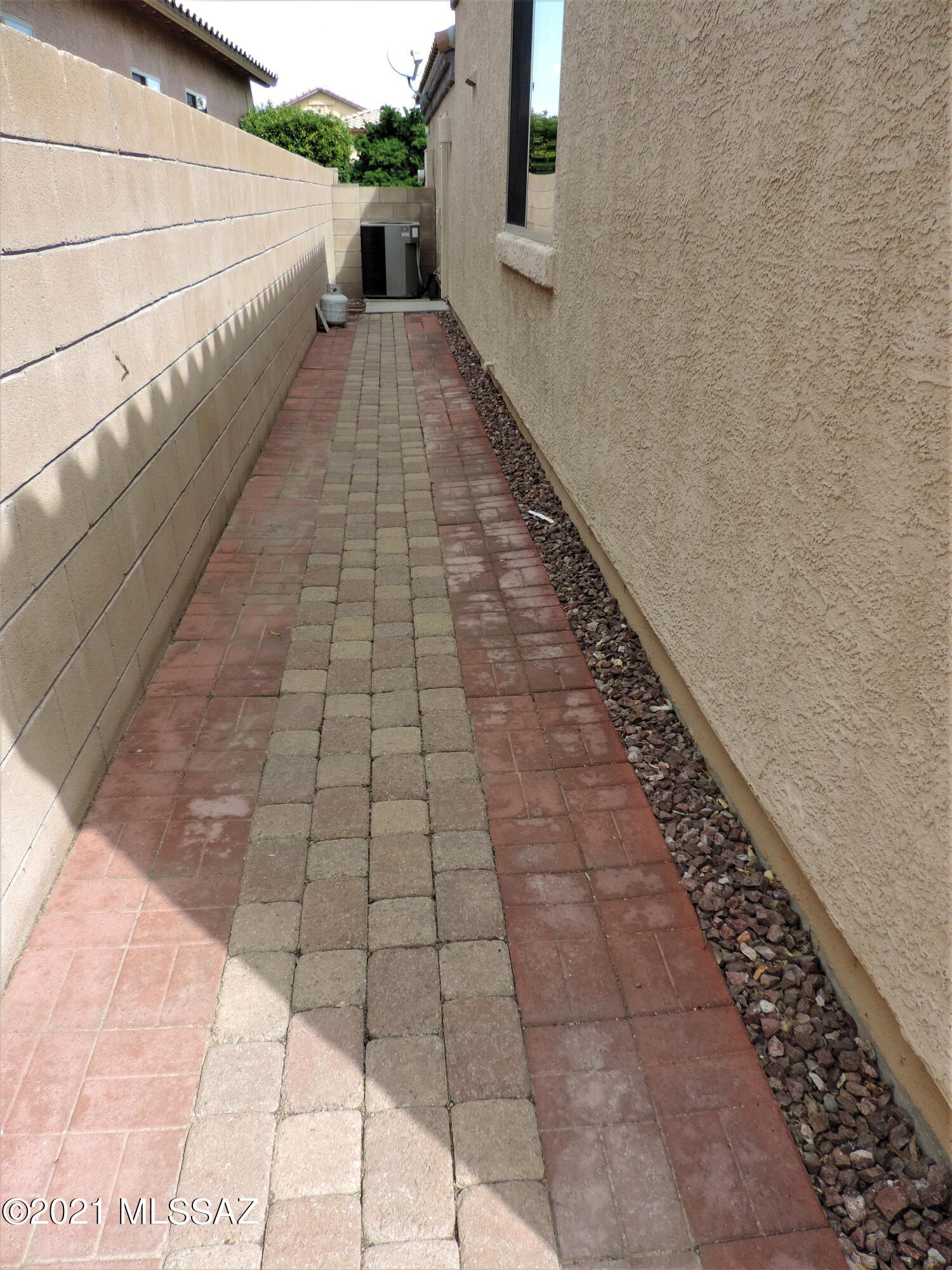 Amber Crest (1-123) - Residential