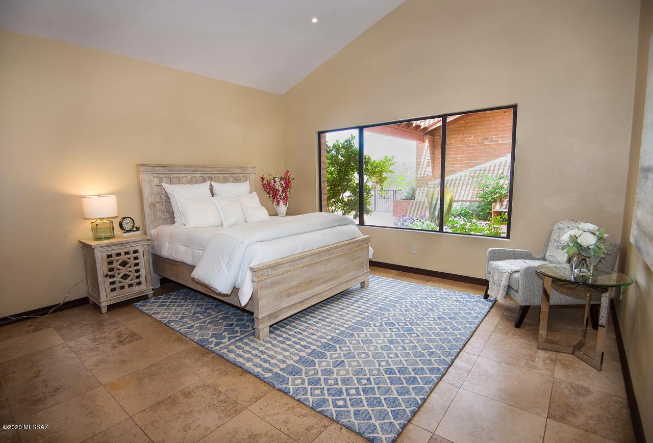 Shadow Hills (484-595) - Residential