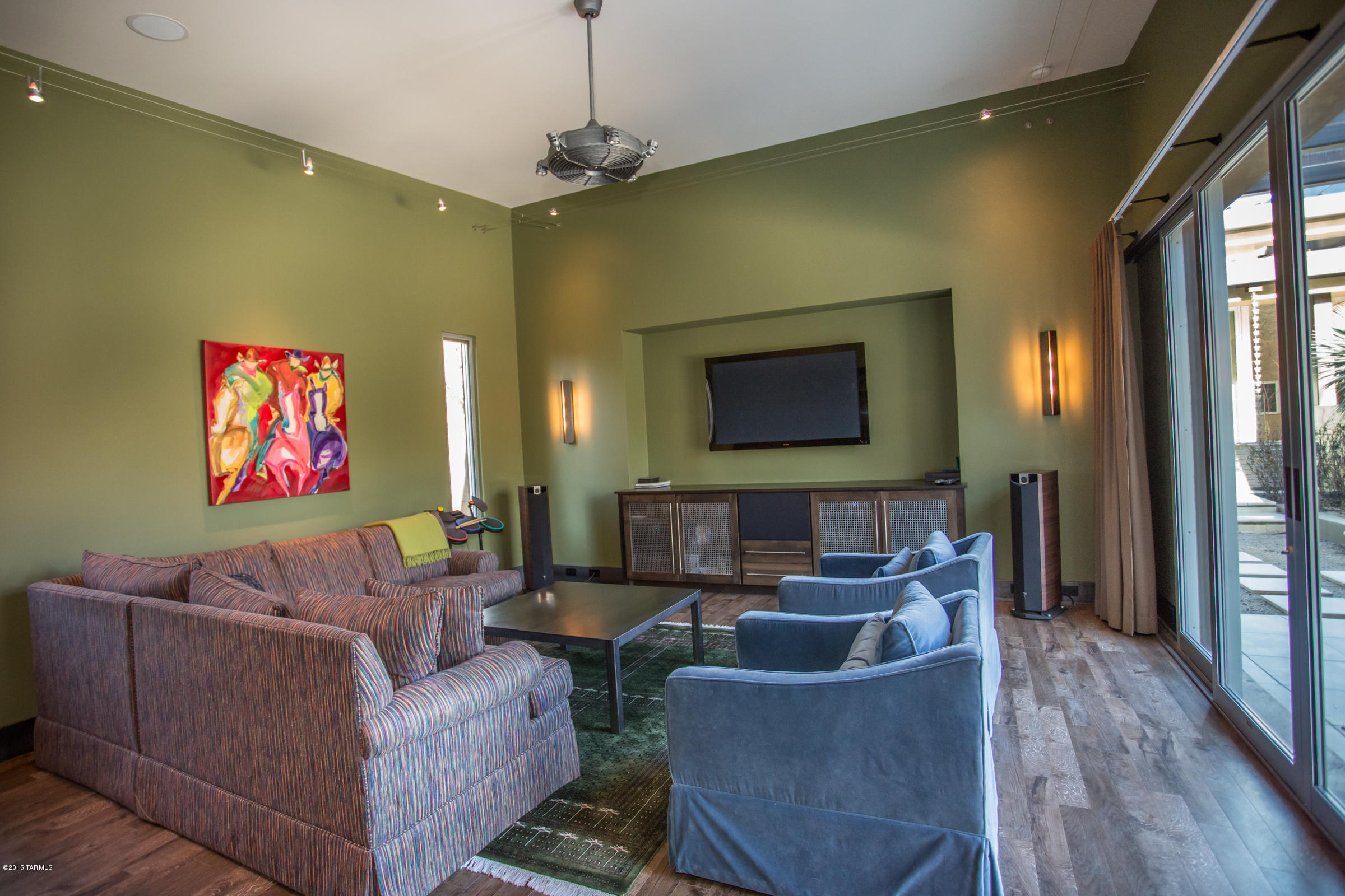 Country Club Estates NO. 1 - Residential