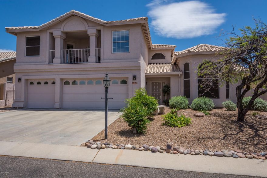 IT'S A FAMILY LIFESTYLE IN THIS BEAUTIFUL GOLF COURSE HOME IN THE POPULAR EL CONQUISTADOR GOLF COMMUNITY. PERFECTLY LOCATED FOR SCHOOLS, SHOPPING AND ENTERTAINMENT. FEATURES 5 BEDROOMS AND 3 BATHS, PLUS AN EXTRA ROOM FOR MEDIA OR DEN, SPARKLING POOL AND SPA, BACKYARD FACES EAST TOWARDS THE MARVELOUS PUSCH RIDGE MOUNTAINS! TWO BALCONIES, ONE OVERLOOKING THE GOLF COURSE WITH AN AMAZING VIEW OF PUSCH RIDGE. THE FRONT & BACKYARD ARE PROFESSIONALLY LANDSCAPED. INTERIOR HOME IS UPDATED, KITCHEN IS SPACIOUS WITH DOUBLE OVENS, ISLAND PREP SINK, GRANITE COUNTERTOPS, BEAUTIFUL WHITE CABINETS AND A FULL WET BAR W/SINK. FIREPLACE IN GREAT ROOM OFF KITCHEN. TILED FLOORING THROUGHOUT. THE MASTER SUITE HAS HIS & HERS WALK-IN CLOSETS AND A JETTED GARDEN TUB IN MASTER BATH.ADDITIONAL BEDROOMS ARE SPACIOUS!