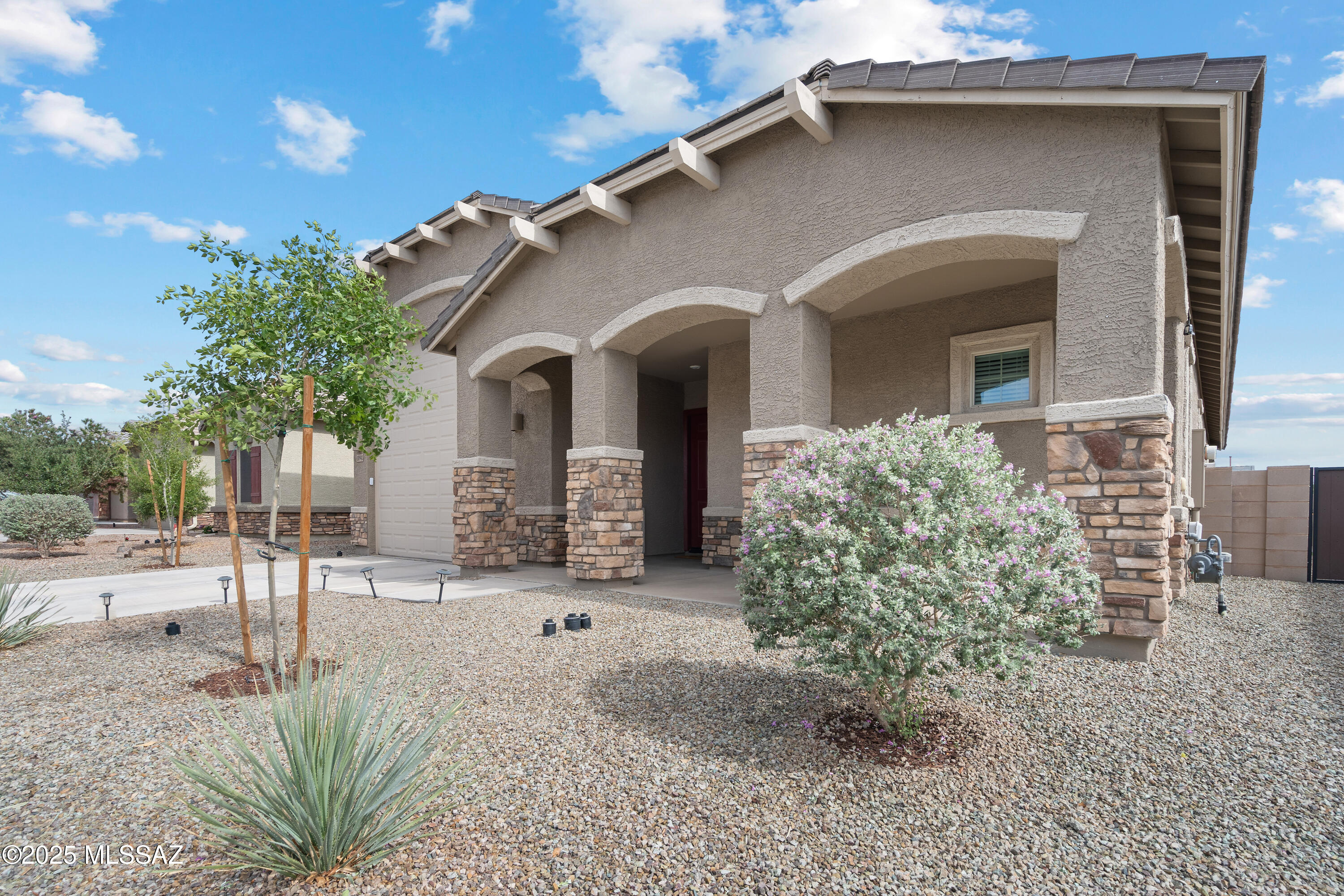 10941 W Yates Lane