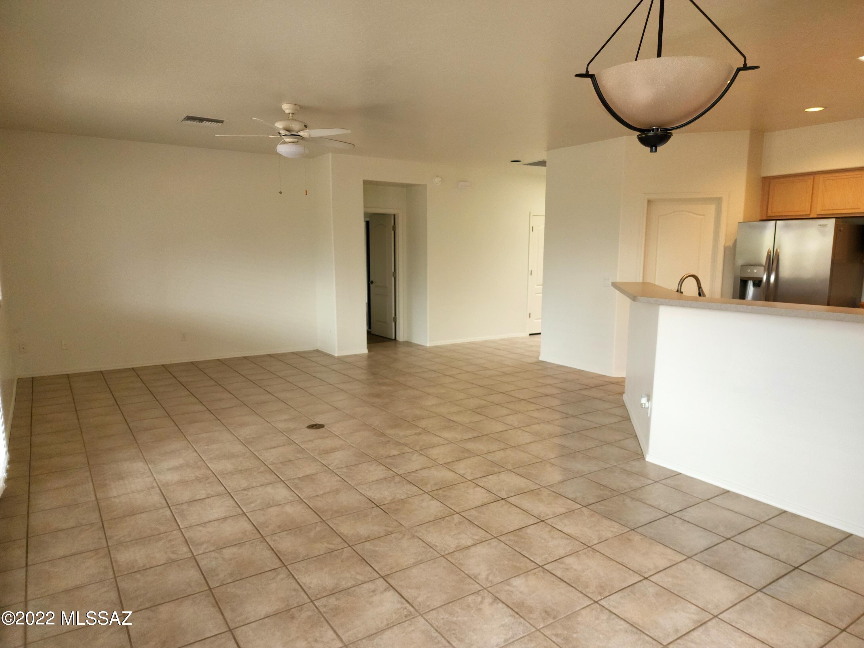 Marquette Place (1-44) - Residential