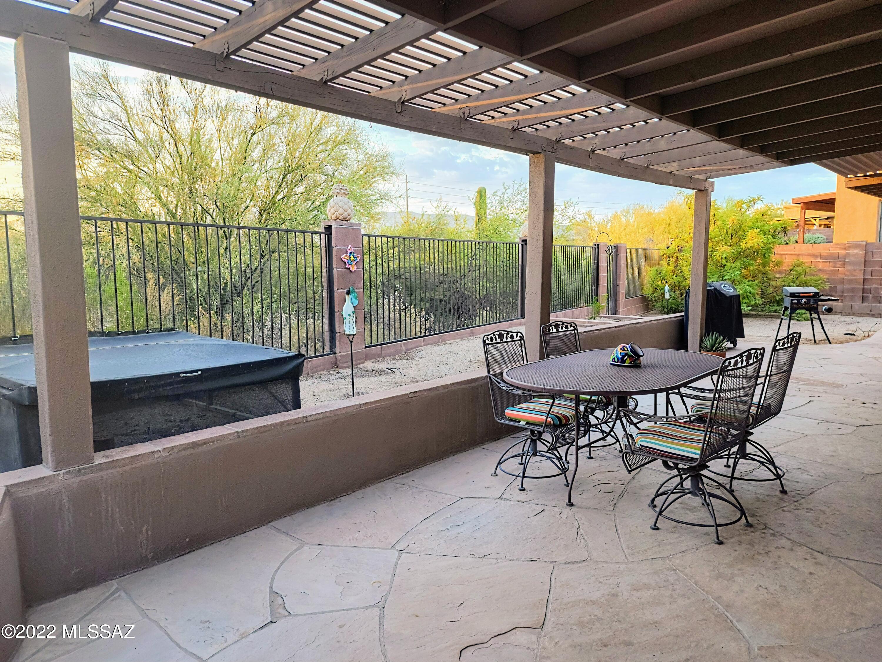 Marquette Place (1-44) - Residential