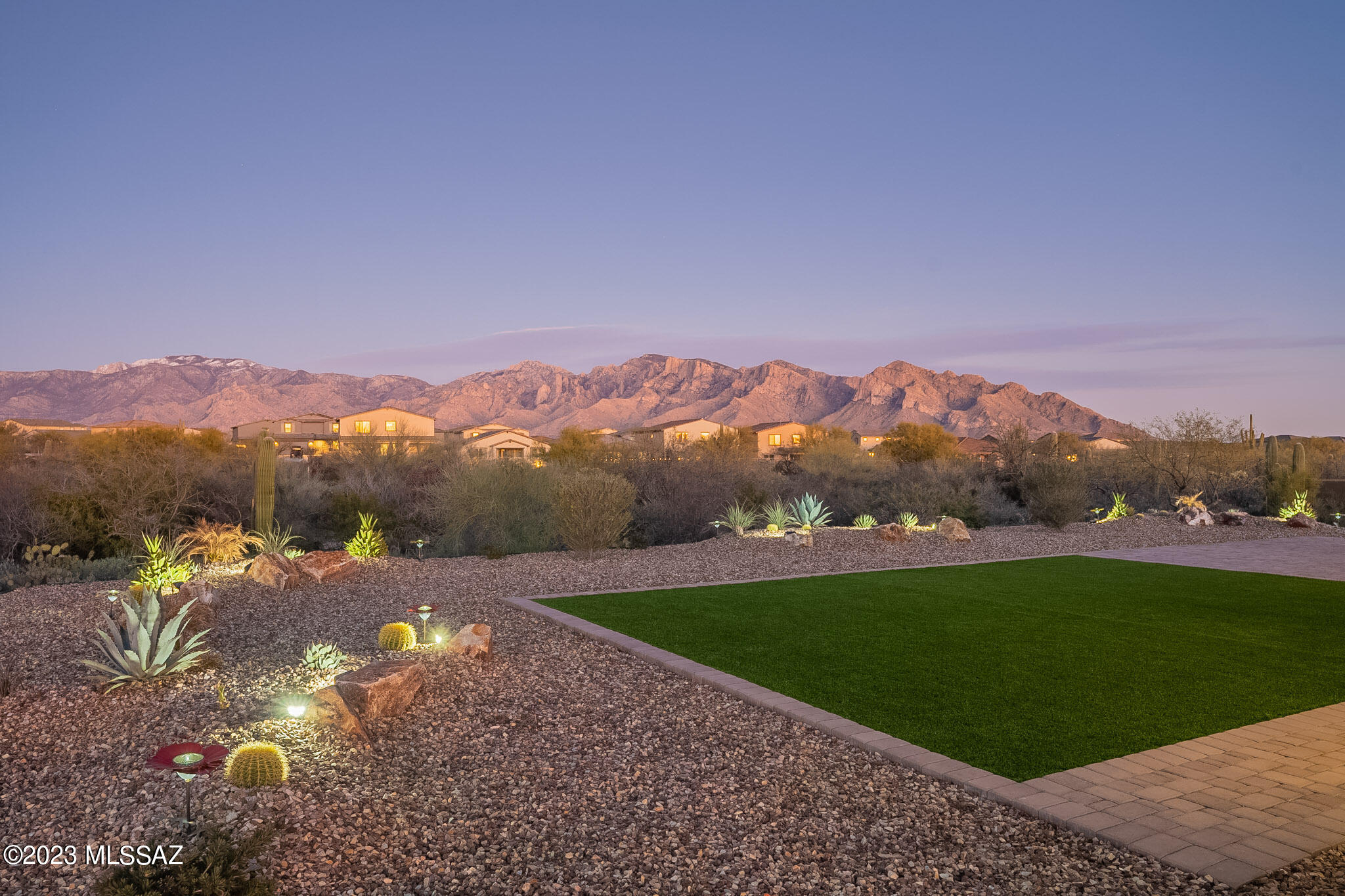 Saguaros Viejos West - Residential