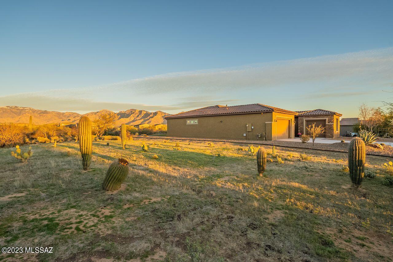 Saguaros Viejos West - Residential