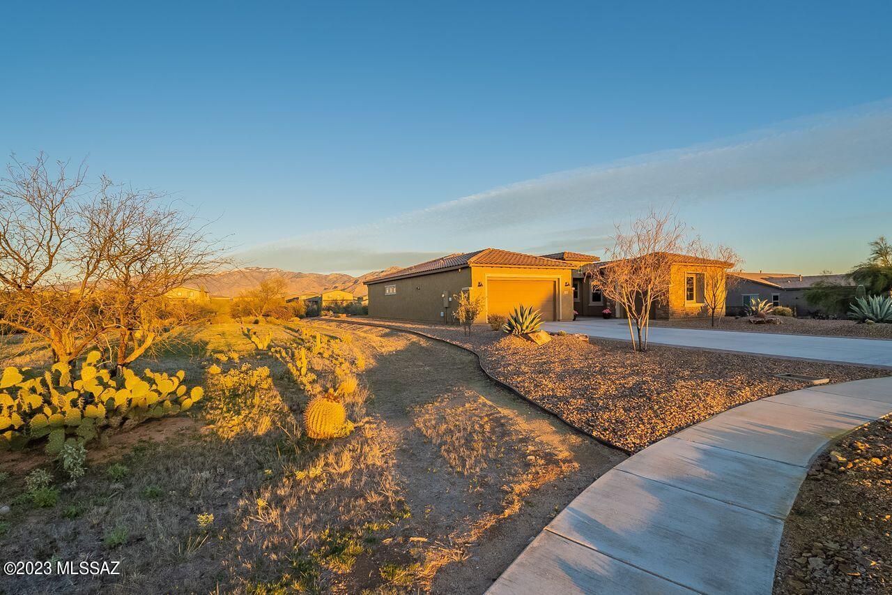 Saguaros Viejos West - Residential