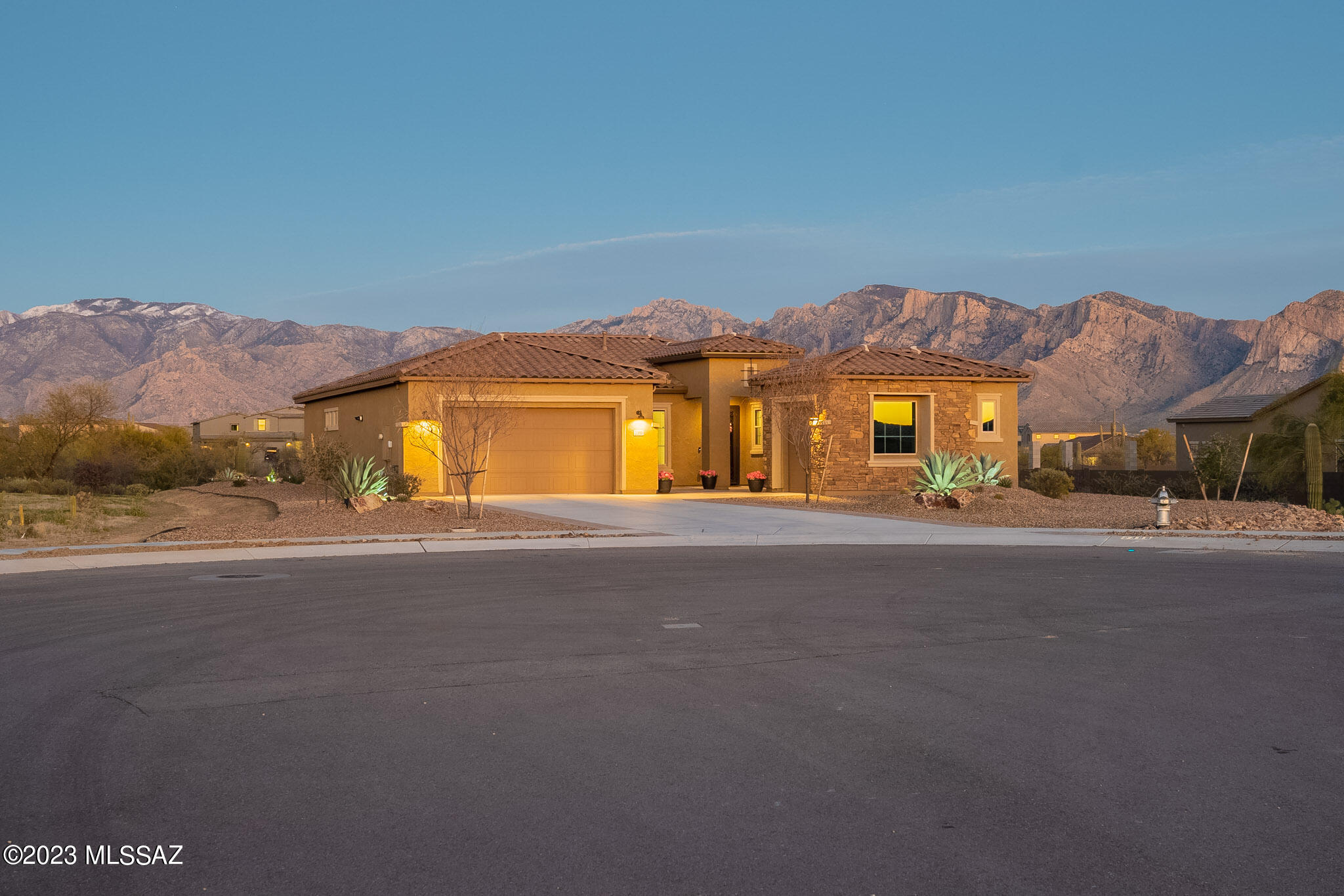 Saguaros Viejos West - Residential