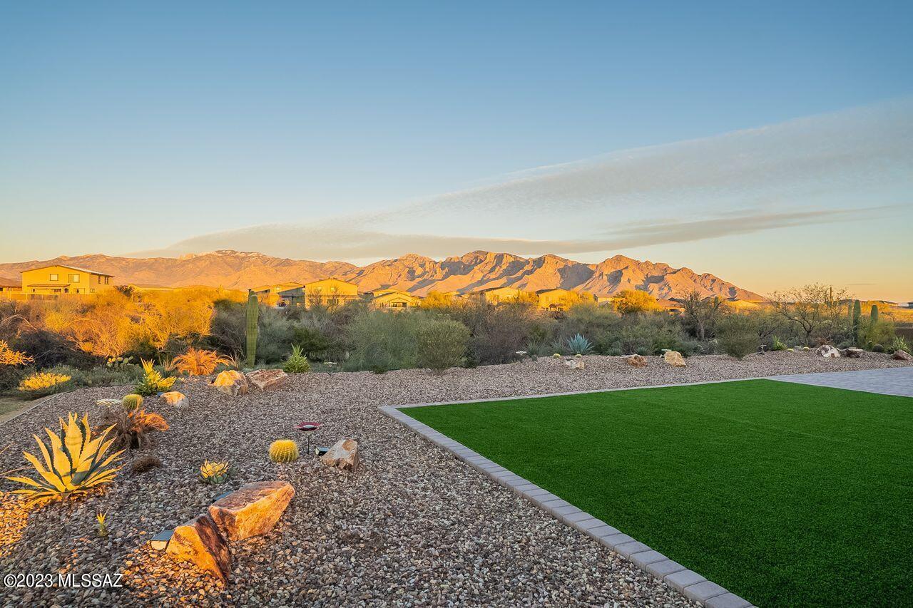 Saguaros Viejos West - Residential