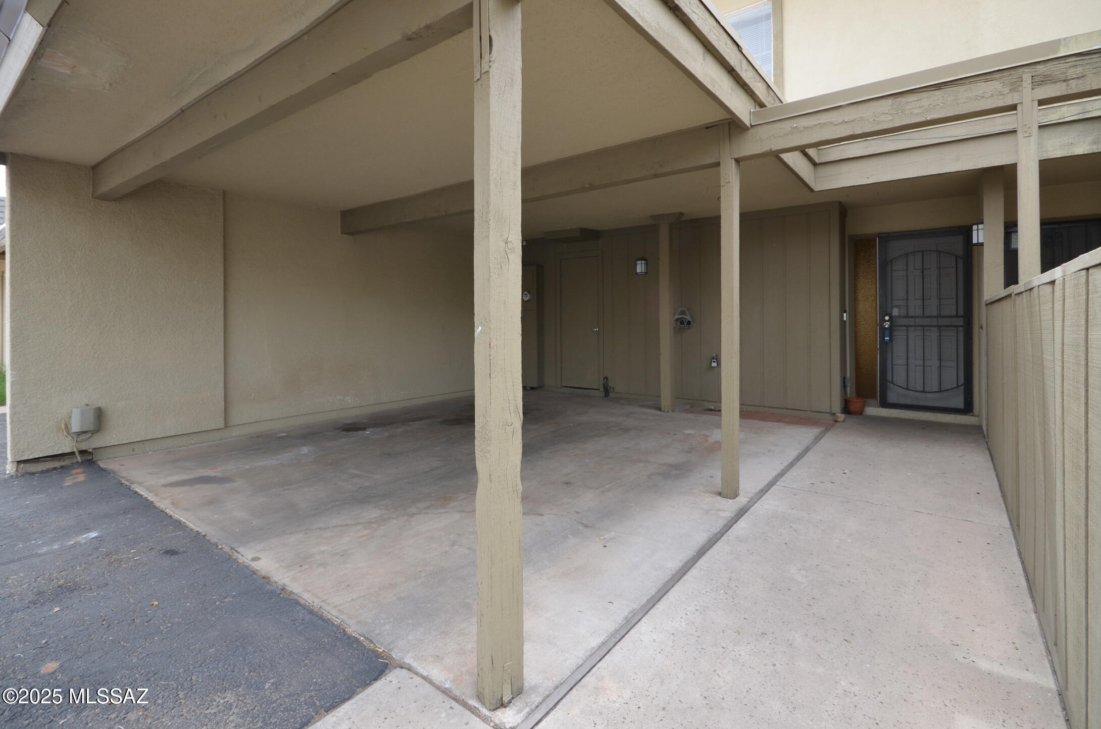 1501 E Prince Road # B