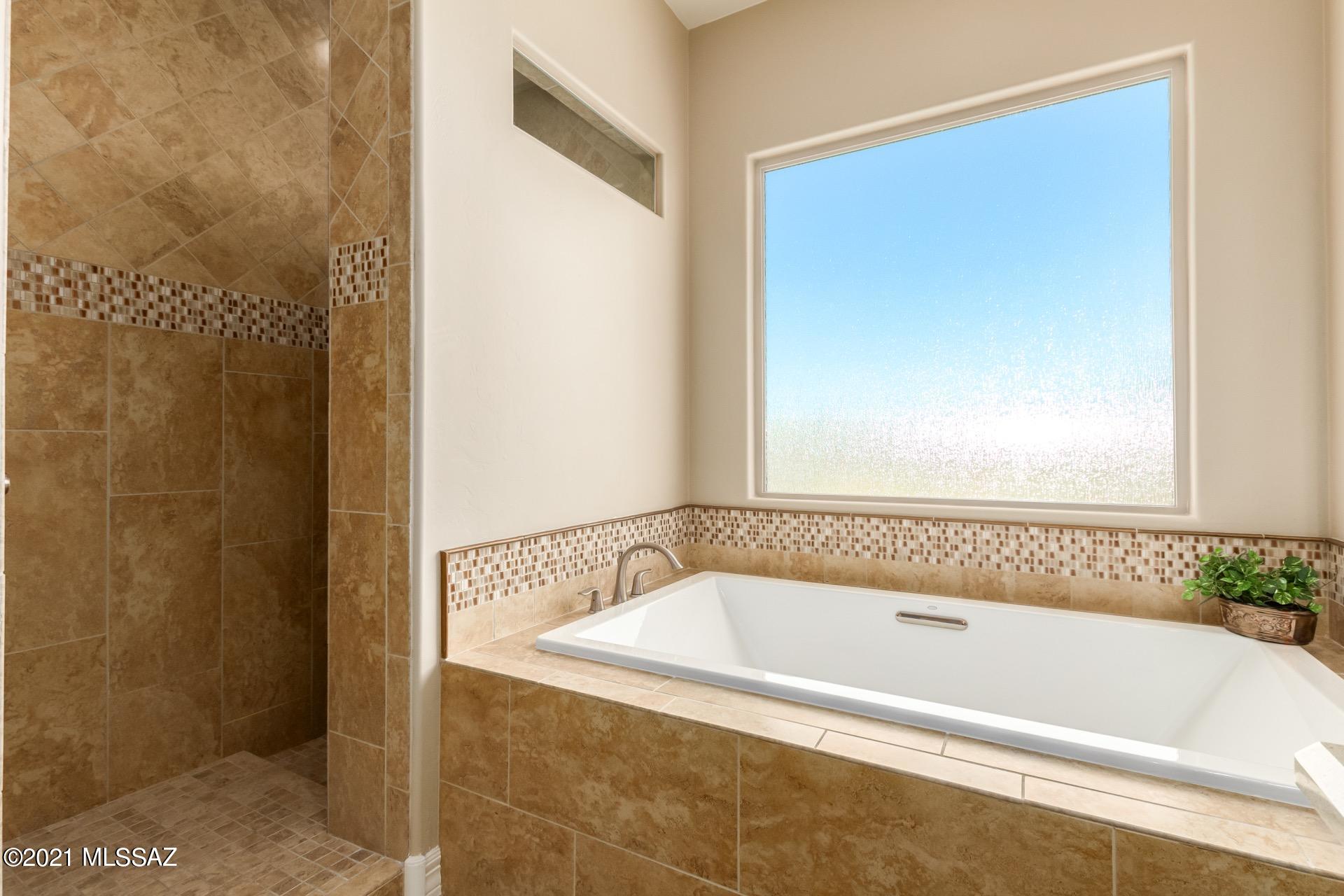 Tortolita Vistas (1-22, 36-39, 92-150) - Residential