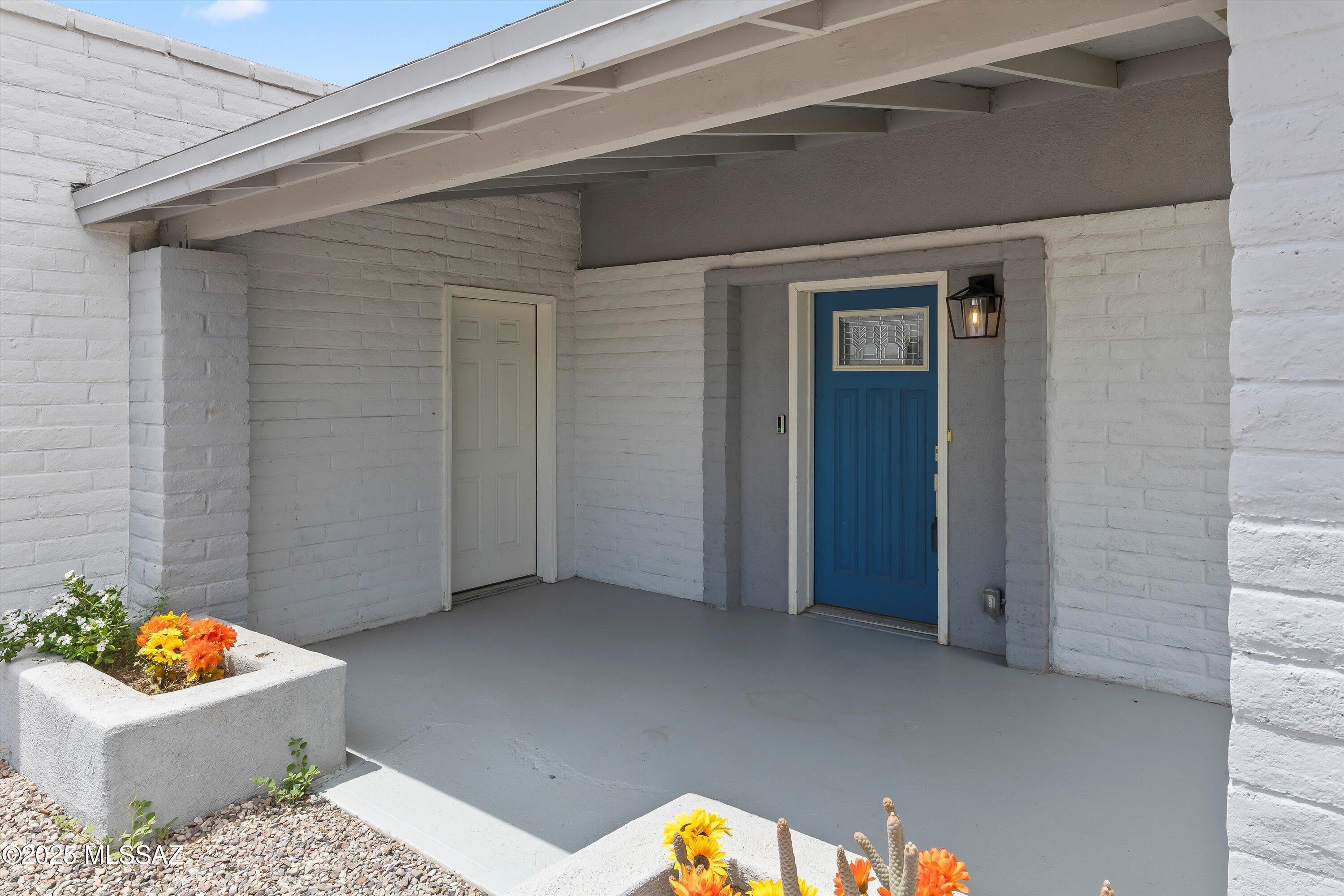 456 W Utah Street