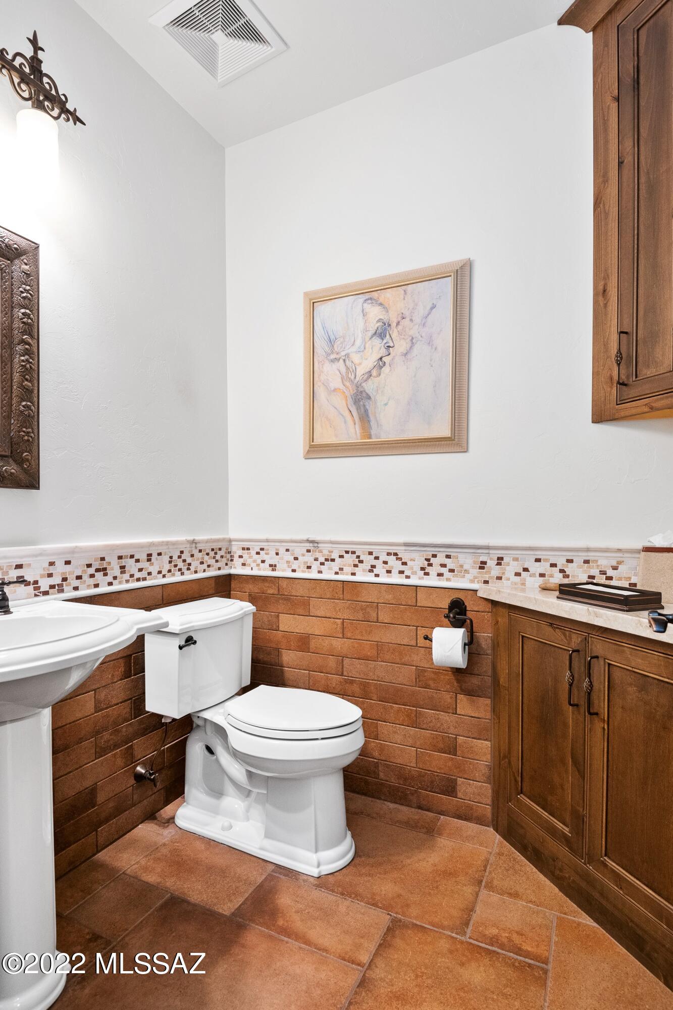 Coyote Creek (1-395) - Residential