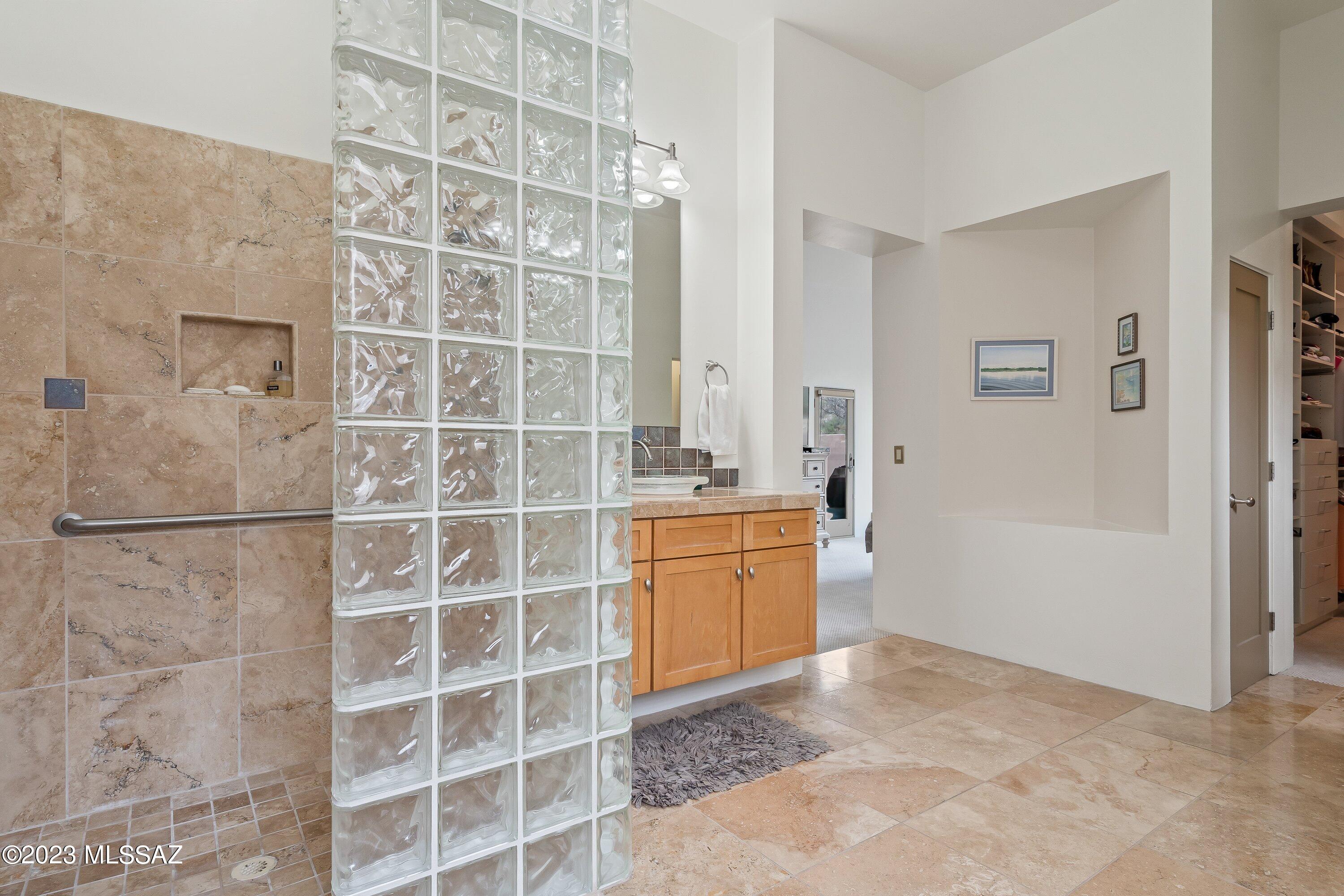 Ventana Del Rio (1-29) - Residential