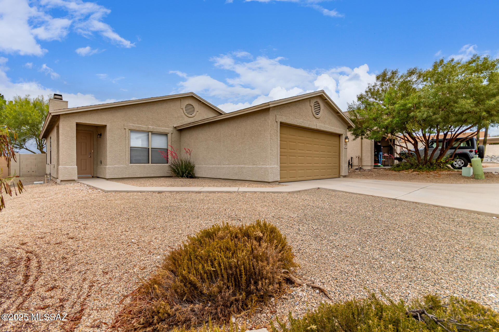 9887 E Wash Oasis Place