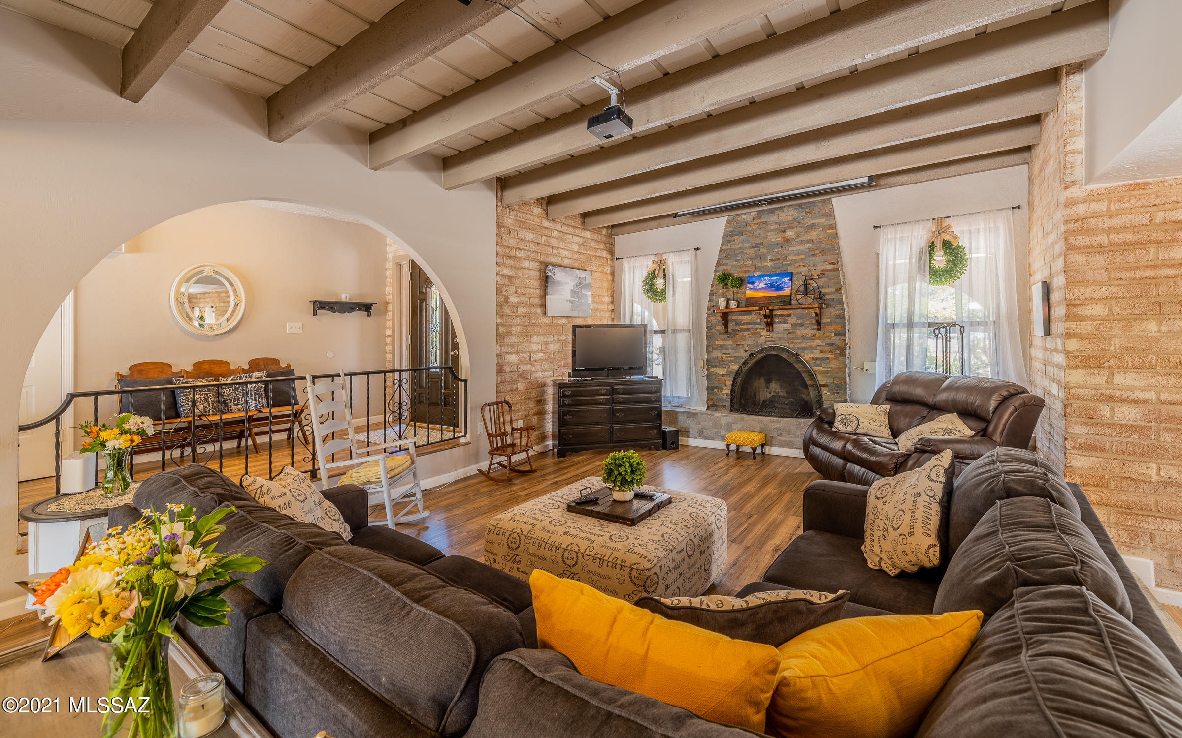 Casa Roma Est - Residential